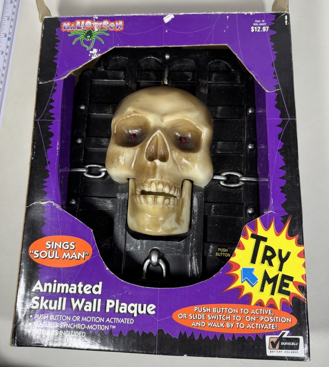 Gemmy 1998 Animated Singing Skull Plaque With Box Soul Man Works