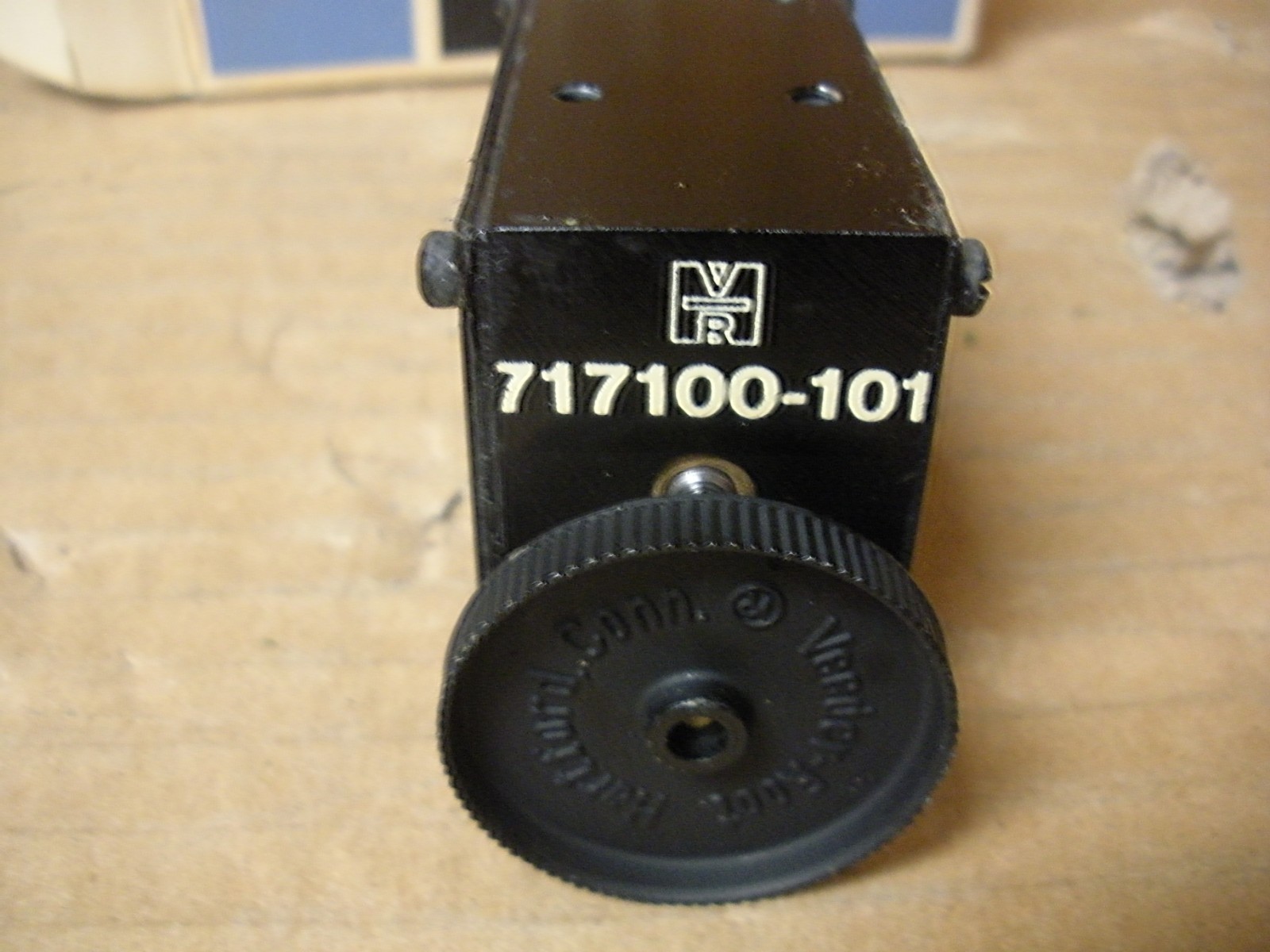 Veeder Root Mechanical Rotating Counter 717100-001 , 4 Digit