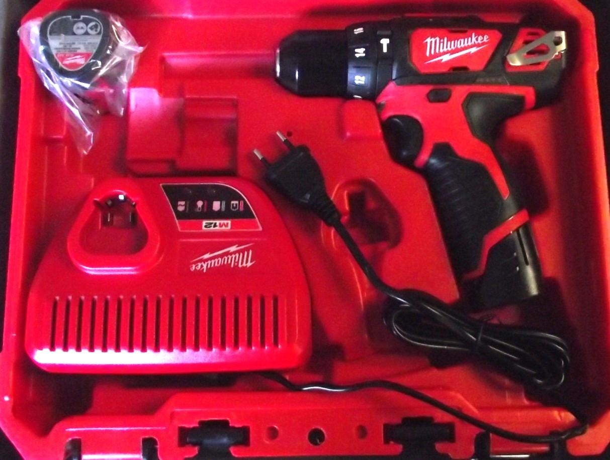 Milwaukee 2408-259 3/8" Hammer Drill/Driver Kit 220-240V Type C Plug Intl. model