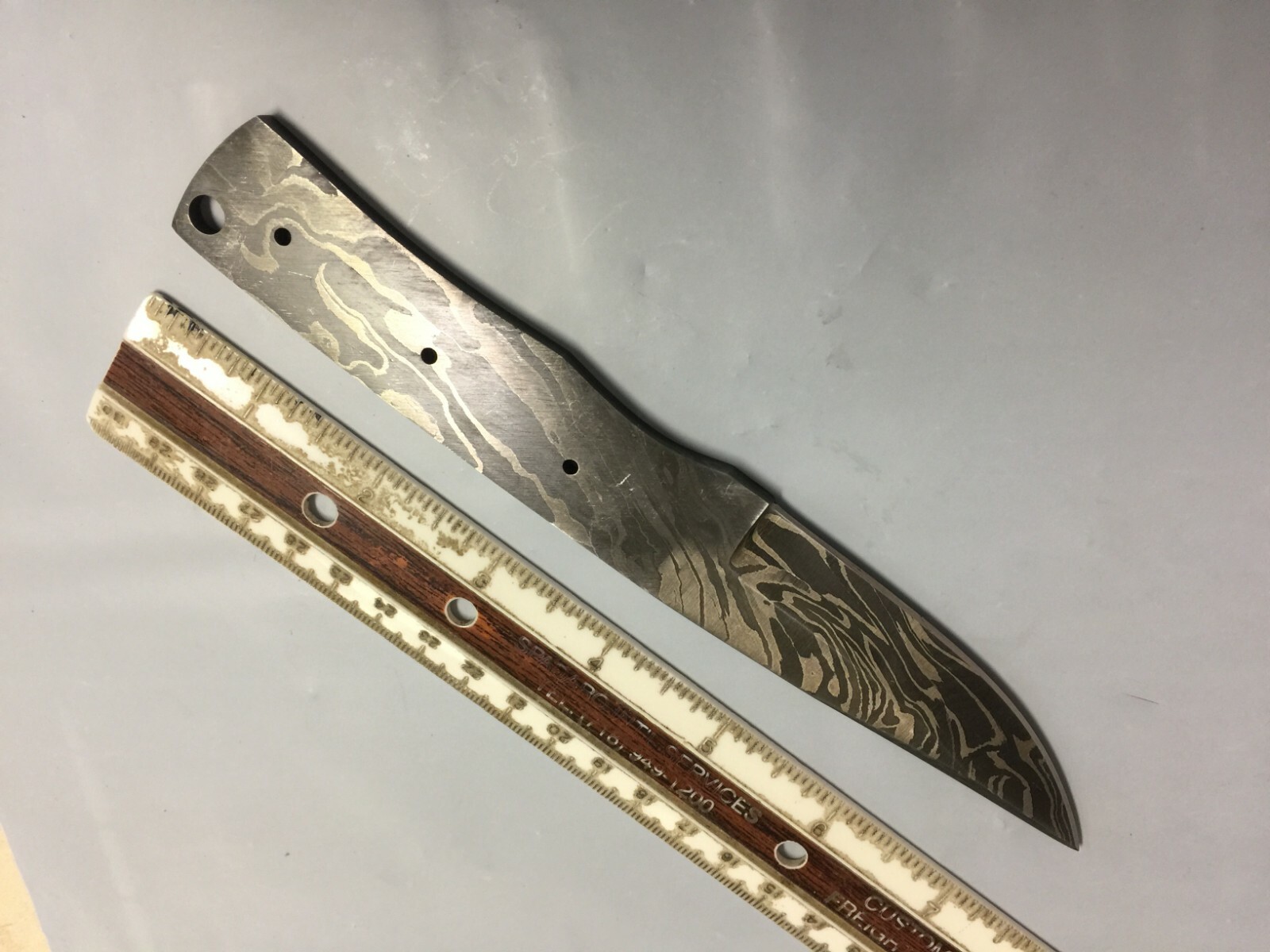 7.5" long with 3.5" cutting, Hand forged Damascus steel drop point blank blade,