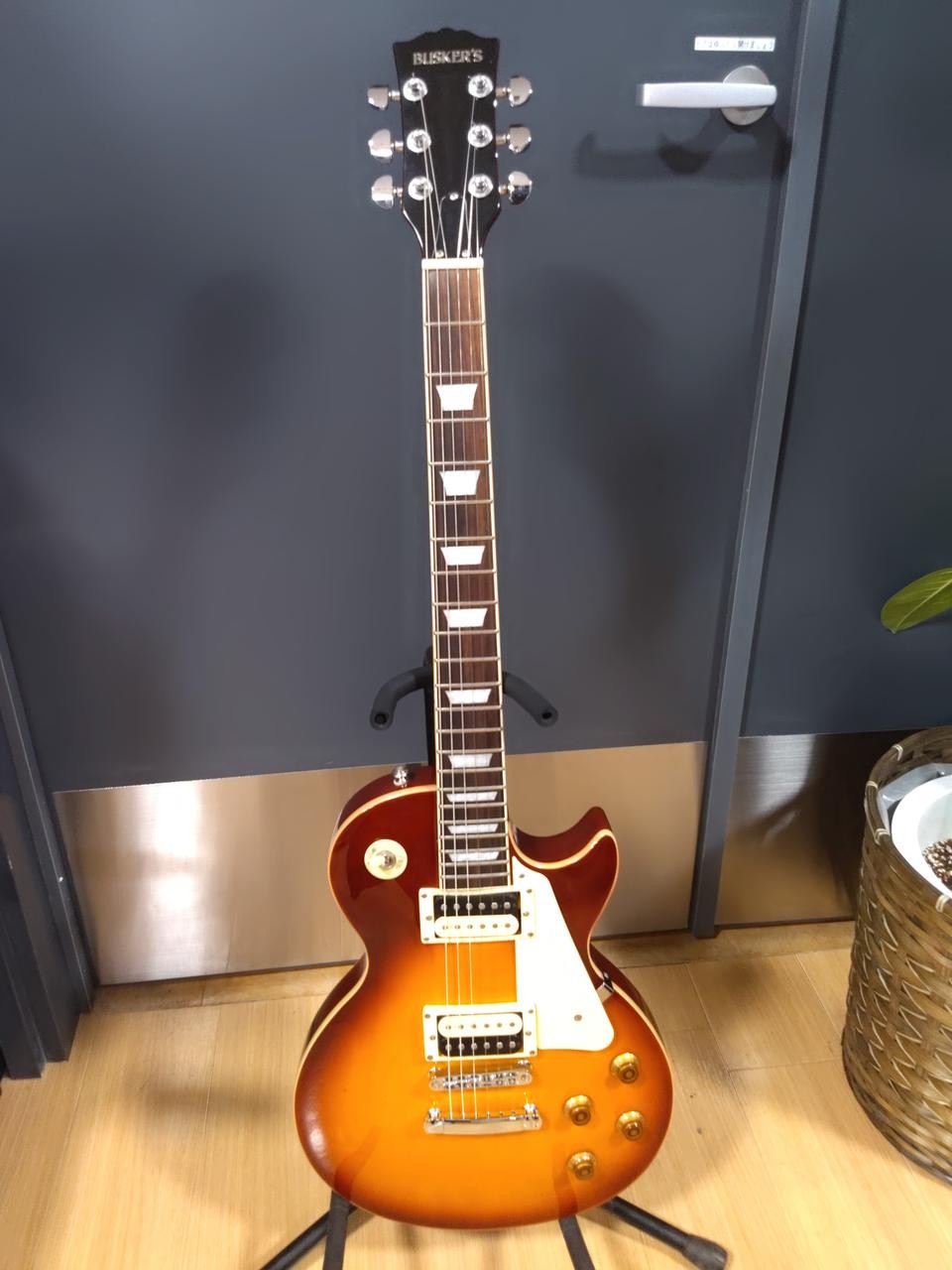 BUSKER'S BLS300 Les Paul type