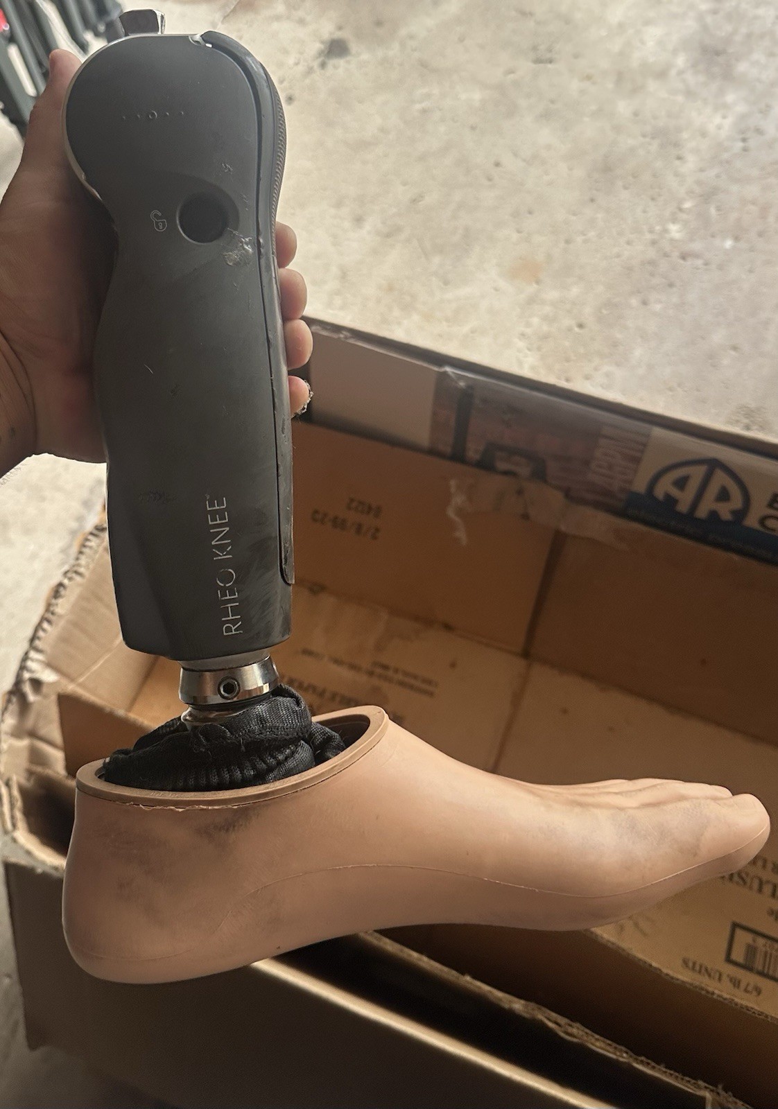 Össur RHEO KNEE Microprocessor Prosthetic Knee, Rechargeable HF376640