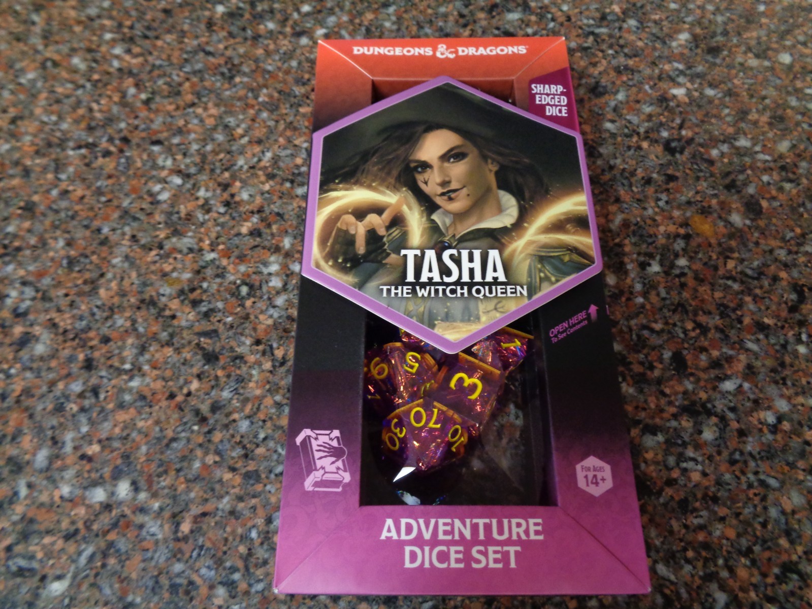 Dungeons & Dragons Tasha The Witch Queen Dice Set of 7 Sharp Edged Sirius New