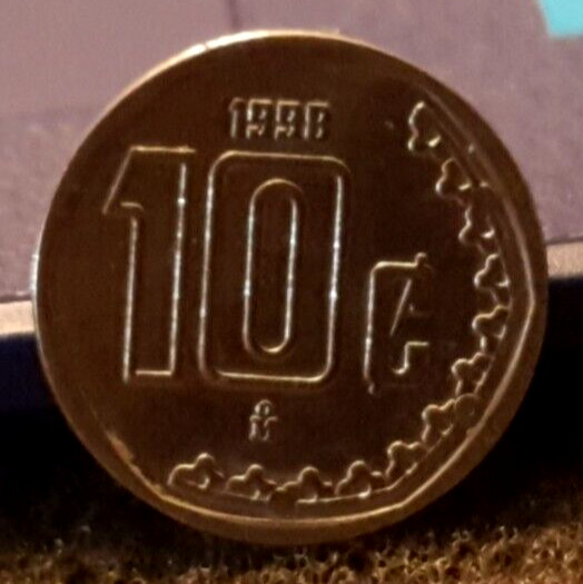 10 Centavos 1998 (large type)  Ring of Sacrifice on the Aztec calendar stone