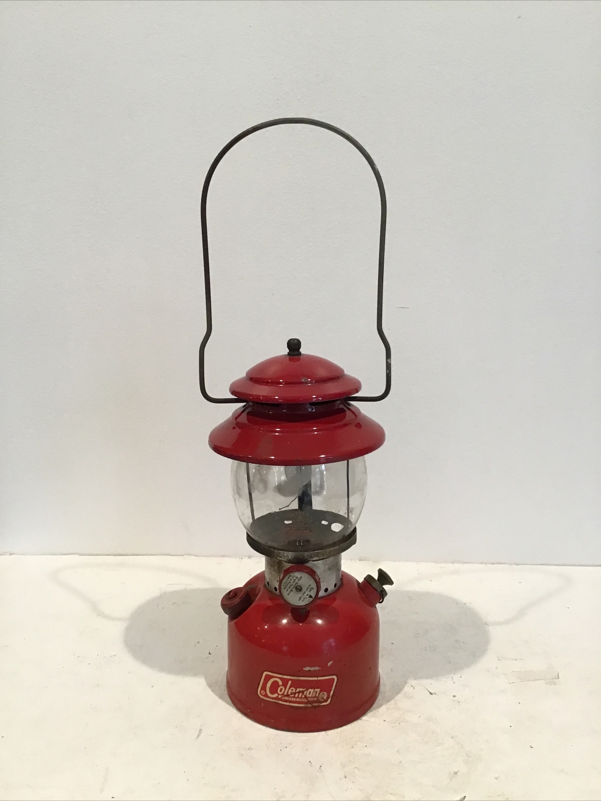 Vtg 1967 Red Coleman Lantern-200A Single Mantel-Sunshine of the Night 1/67  (B)