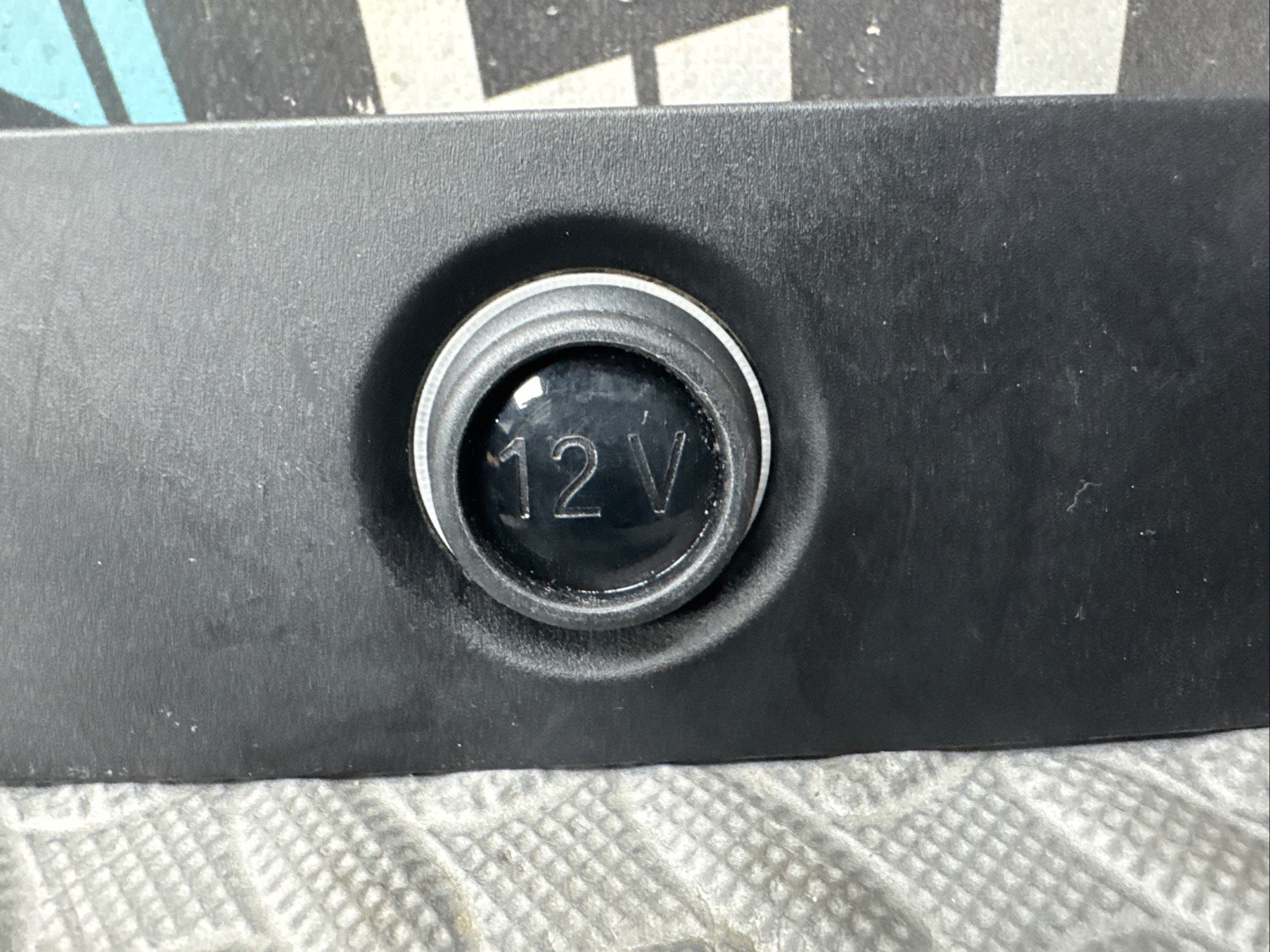 2020-2026 BMW X6 X6M G06 F96 CENTER CONSOLE REAR 12V POWER SOCKET OUTLET PORT