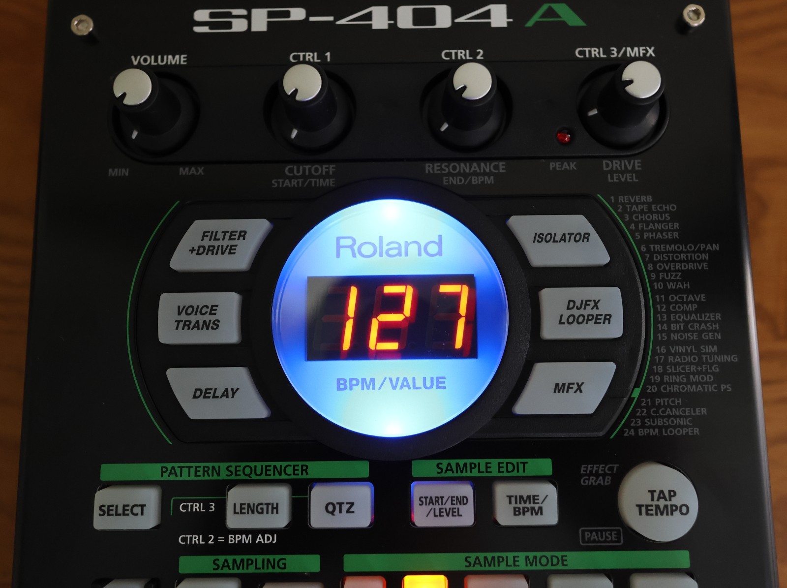 Roland SP-404A Linear Wave Sampler Mint condition
