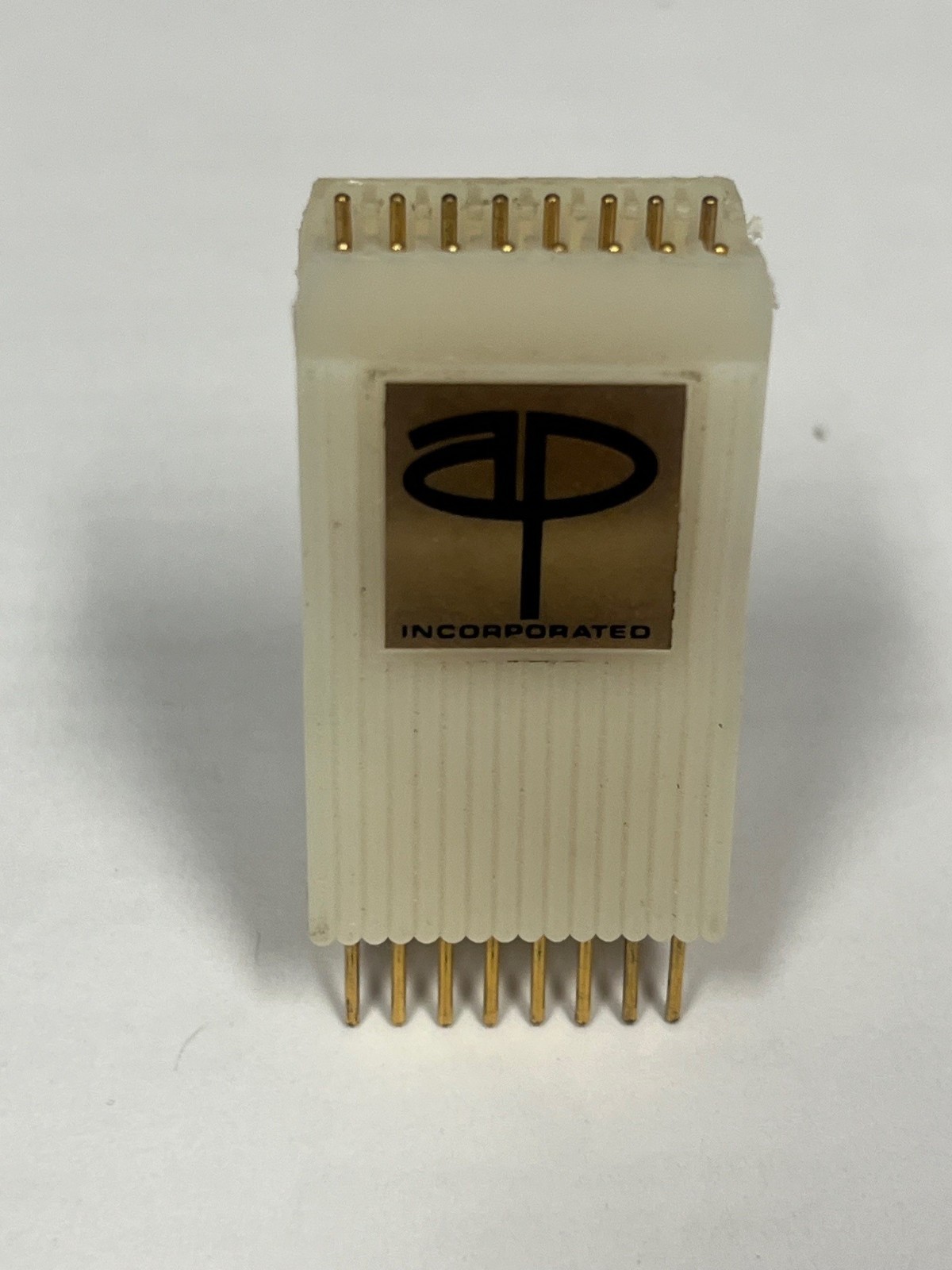 AP Incorporated TC-16 Integrated Circuit Test Clip 923700