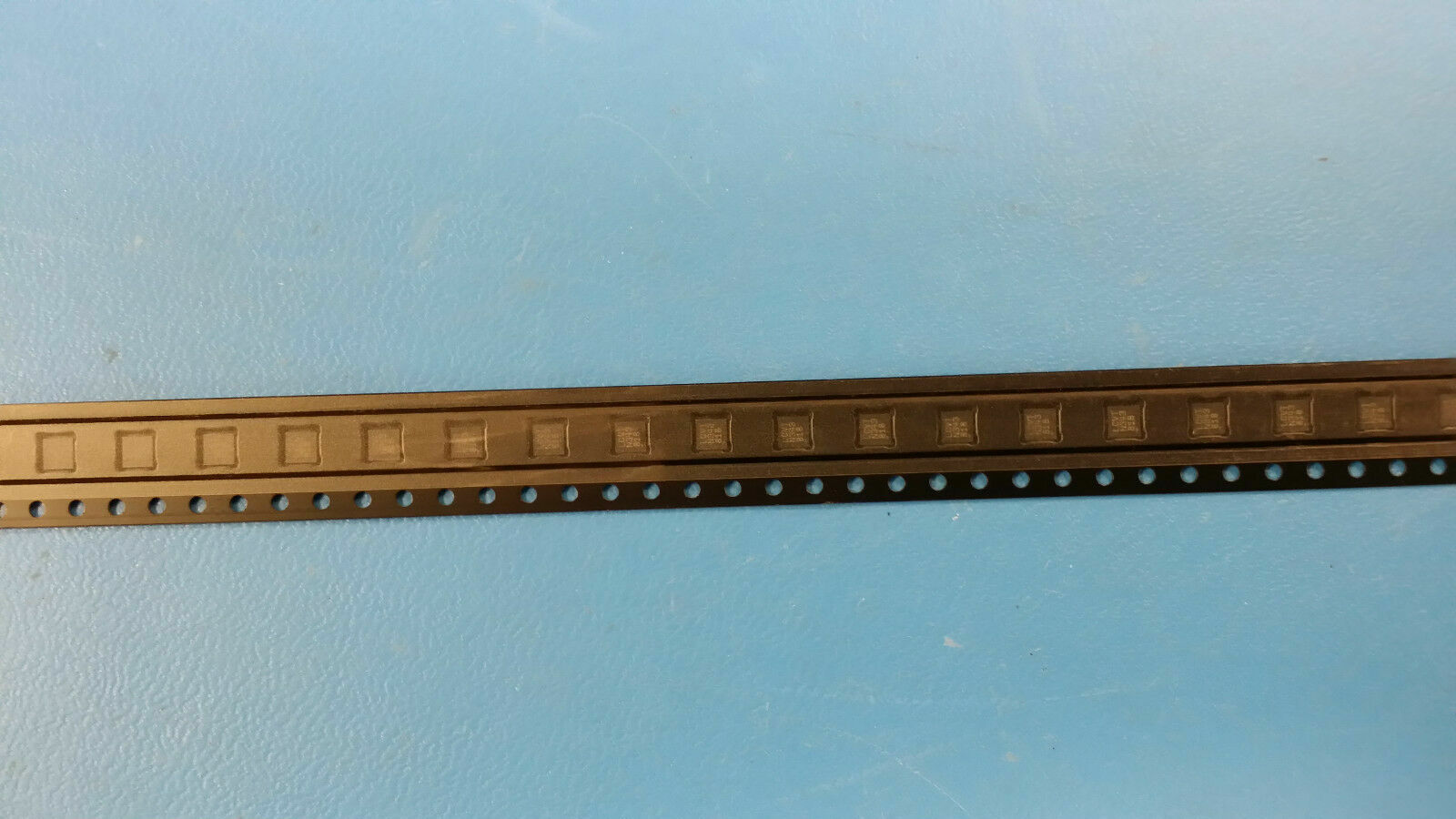 (5PCS) LT3684IDD Conv DC-DC Single Step Down 3V to 36V Automotive 10-Pin DFN