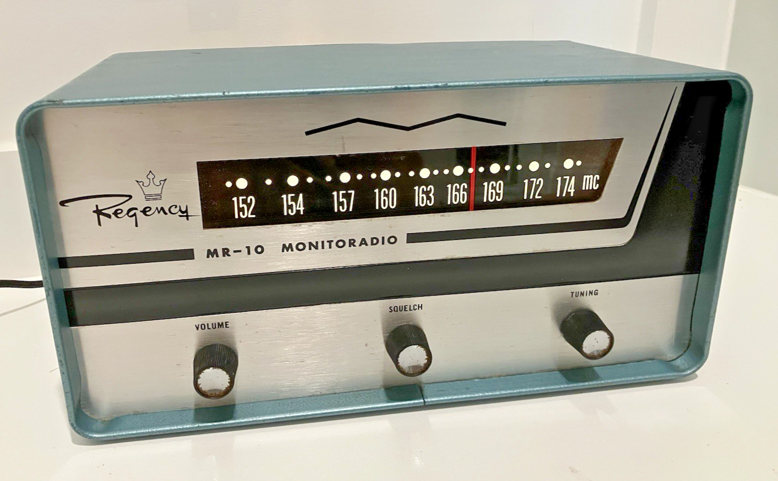 VINTAGE VHF REGENCY MR-10 FM TUBE MONITORADIO * WORKING! * FENDER CHAMP BONES?