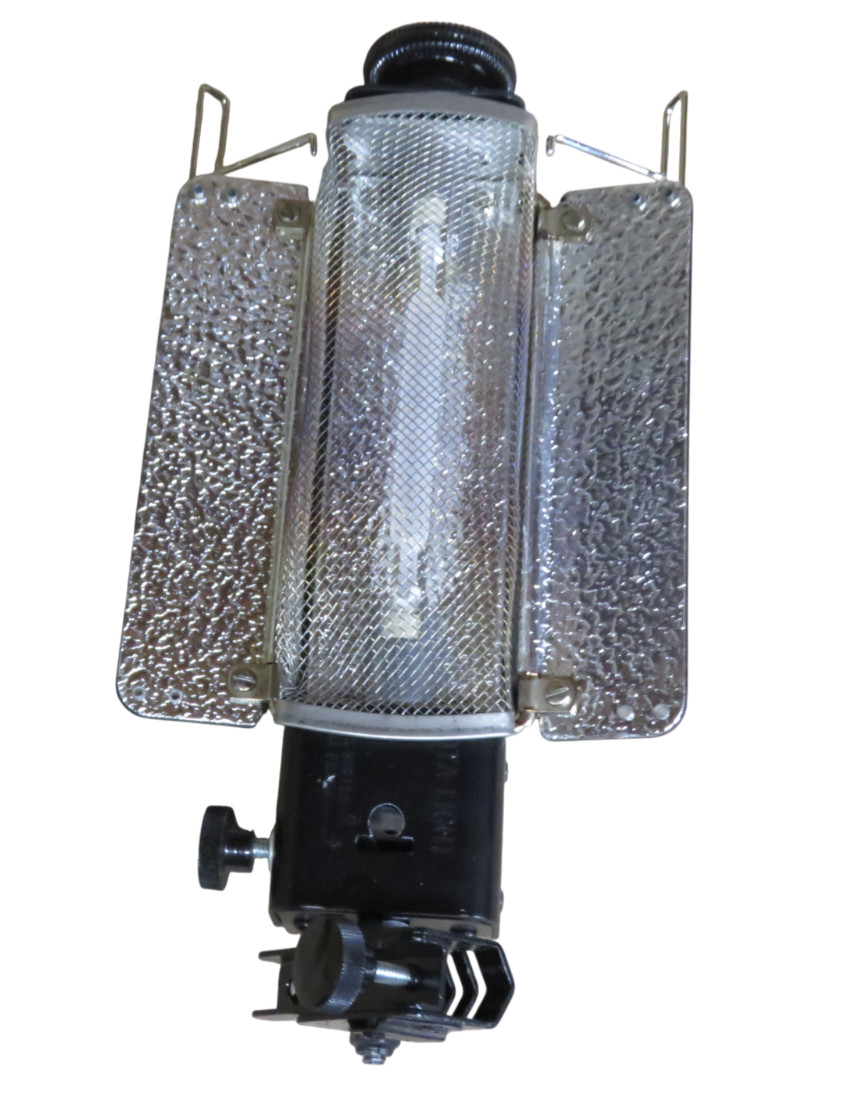 Lowel Tota Tungsten Photography Lights with Barn Doors - No Power Cords