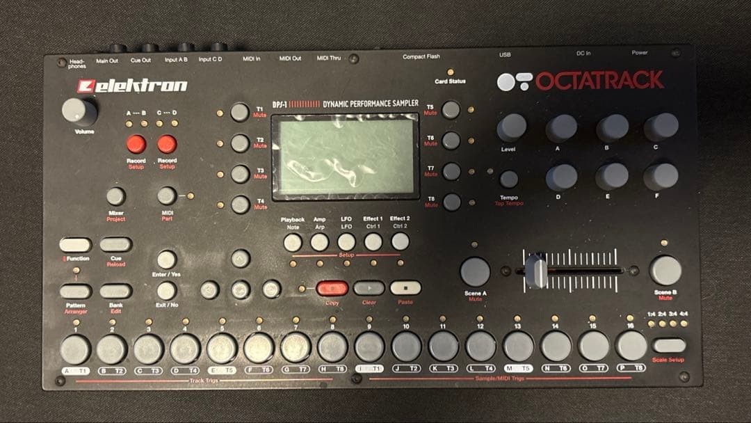 Elektron Octatrack DPS-1 Dynamic Performance Sampler USB MIDI Sequencer