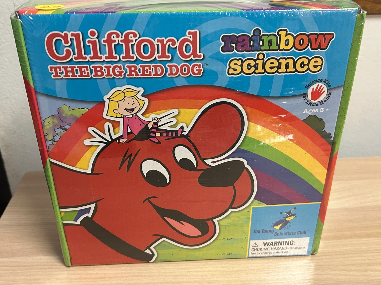 Clifford The Big Red Dog - Rainbow Science - Young Scientists Club - New