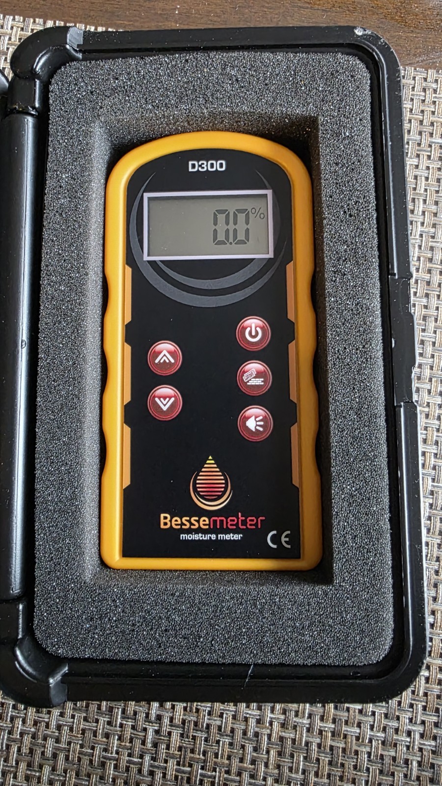 Bessemeter D300 Pinless Wood Moisture Meter | Deep Scan