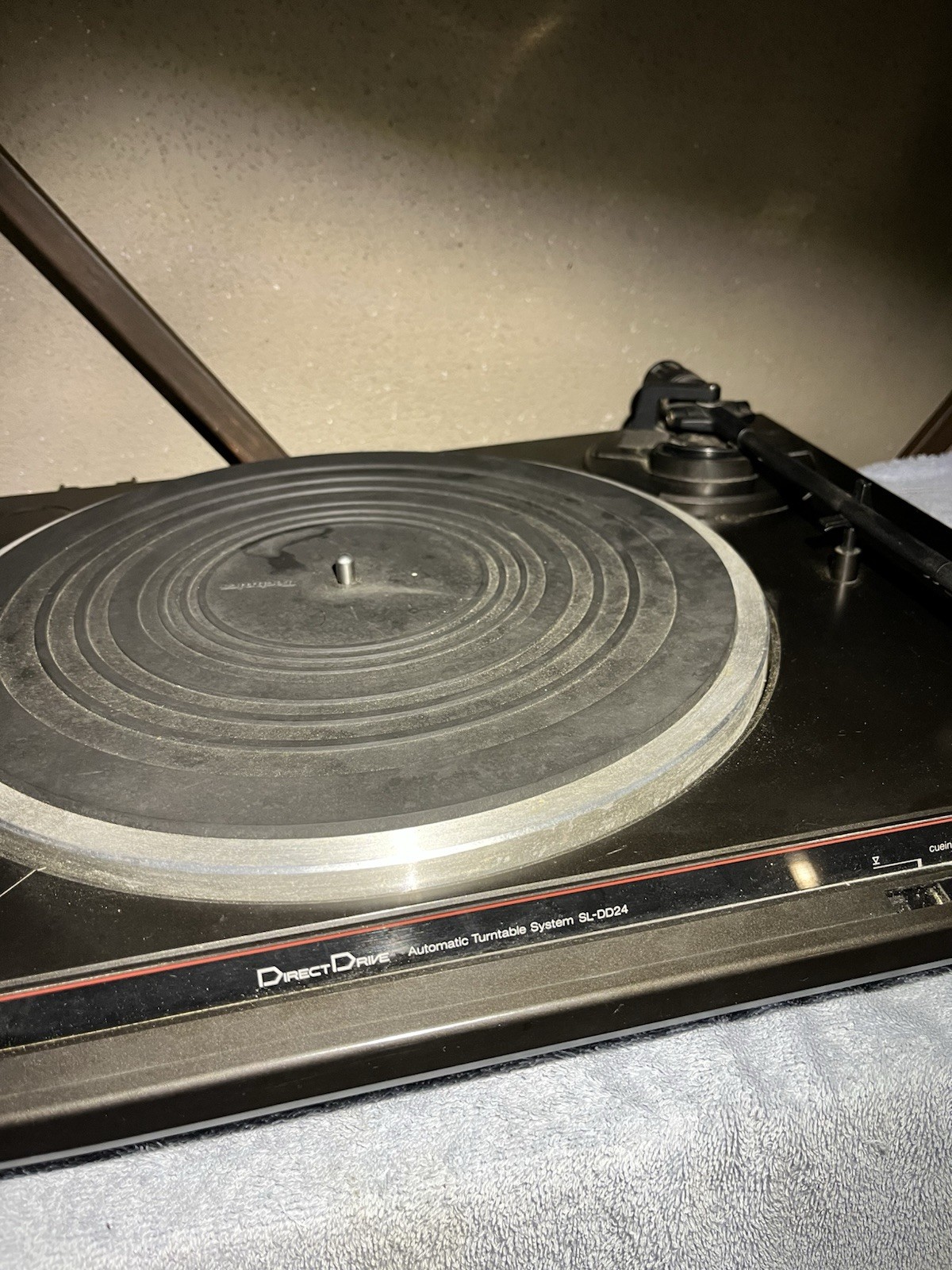Vintage Technics SL-DD24U Direct Drive Automatic Turntable - Untested