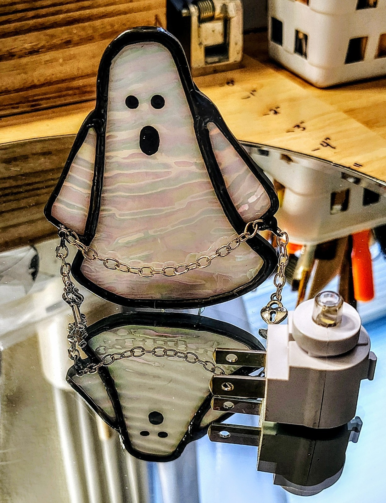 stained glass ghost nightlight decor