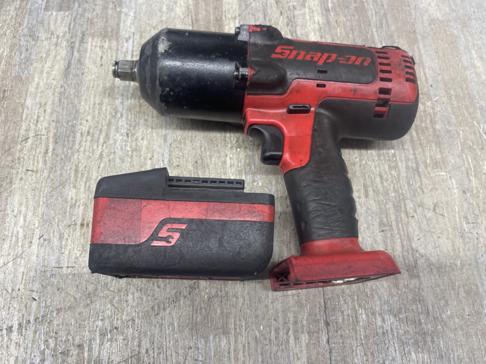 Snap-On CT8850 1/2" Dr. 18V Cordless Impact  Gunwith ctb8185 battery  tested nic