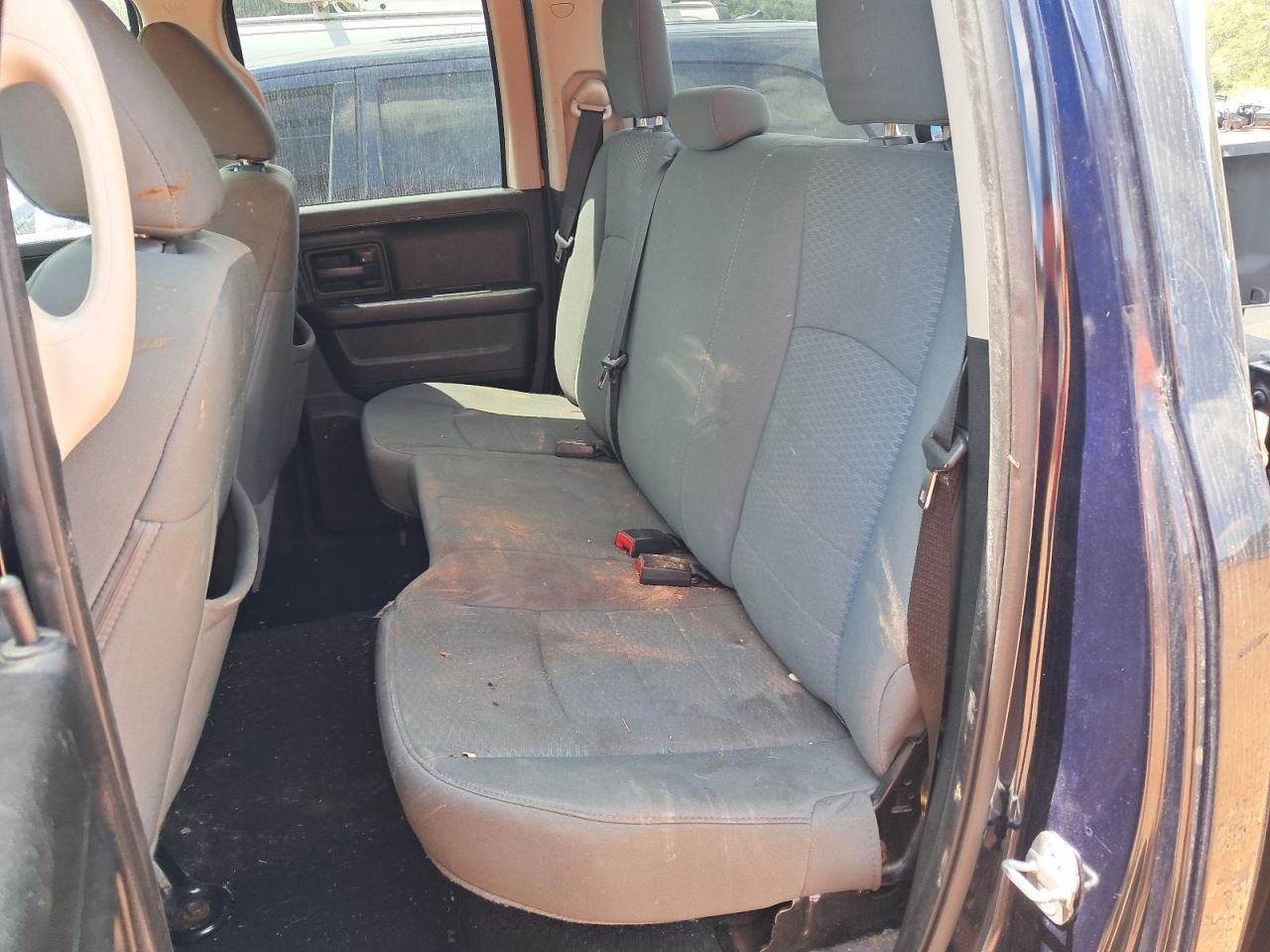 TDODR1500 2013 Glove Box 4778347