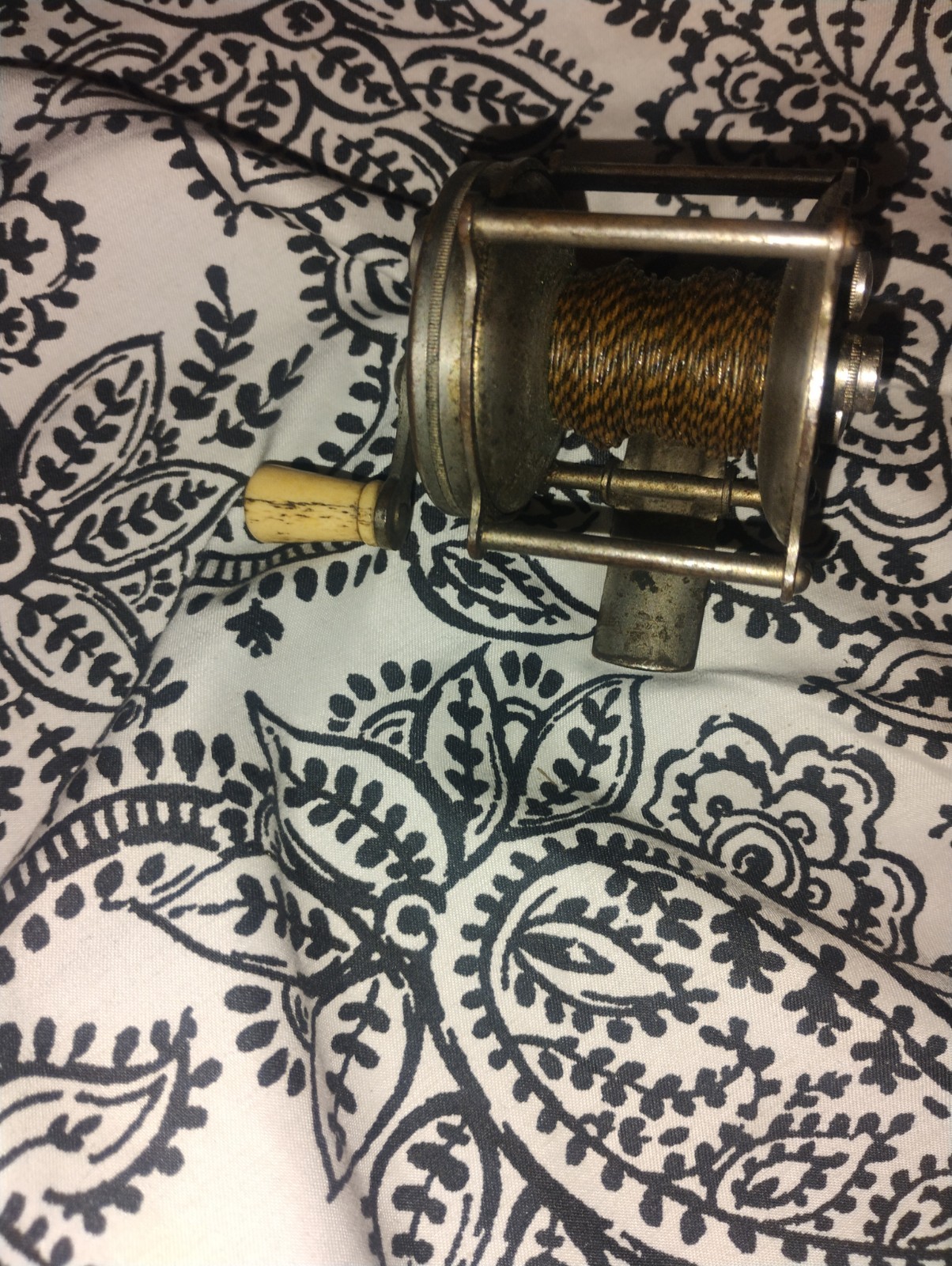Antique Fishing Reel HENDRYX # 60