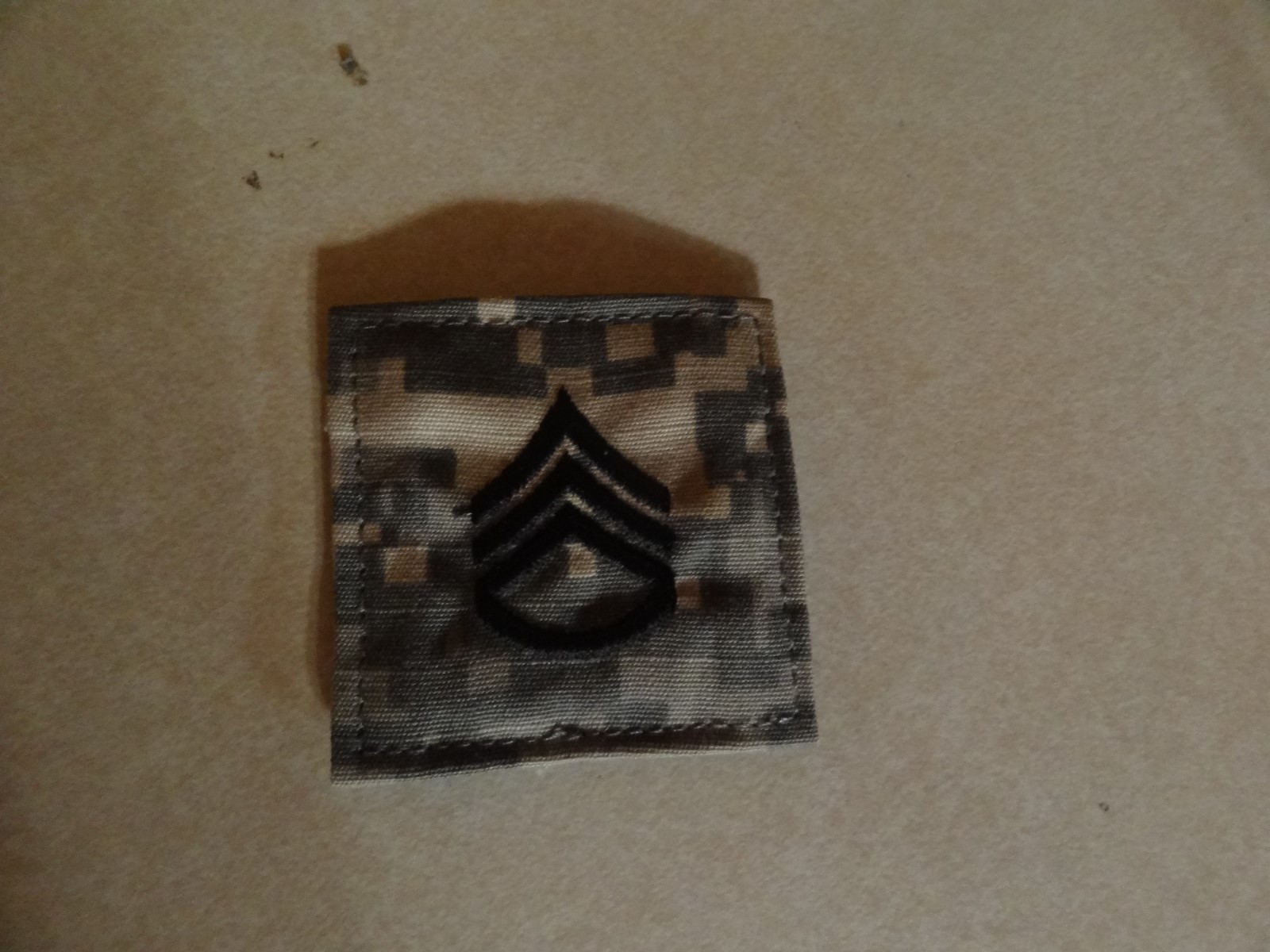 US MILITARY ARMY PATCH HOOK AND LOOP BACK FOR ACUS SSG RANK STAFF SERGEANT ACU