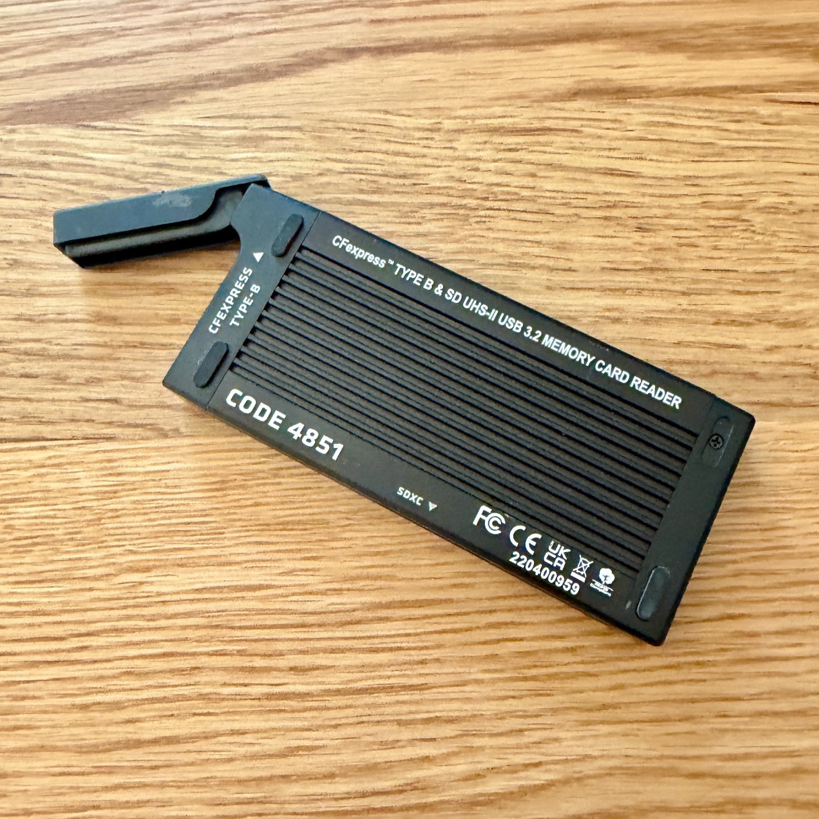 Promaster Velocity CINE Dual Card Reader - CFexpress Type B & SD #4851
