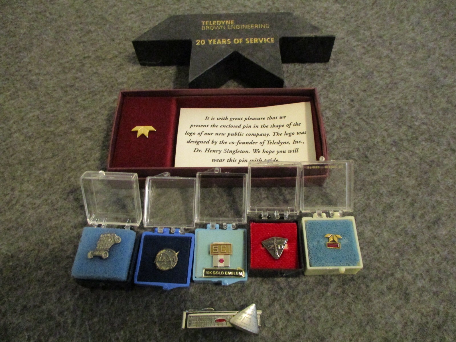 NASA APOLLO (TELEDYNE-10K) BOEING (SCI-10K)  PINS TIE TACKS+ 20YR DESKTOP LOT(8)