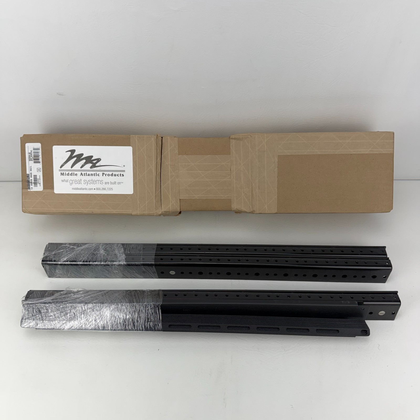 Middle Atlantic Products 12 Space SRSR Rail (Rail Kit Only) BXSRSR12R2