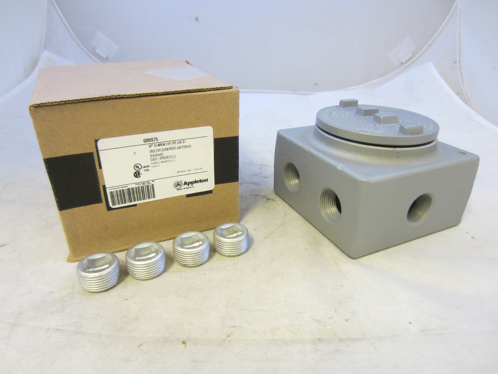 APPLETON GRSS75 3/4" EXPLOSION PROOF JUNCTION BOX  7 HUBS 4 PLUGS *SAME DAY SHIP