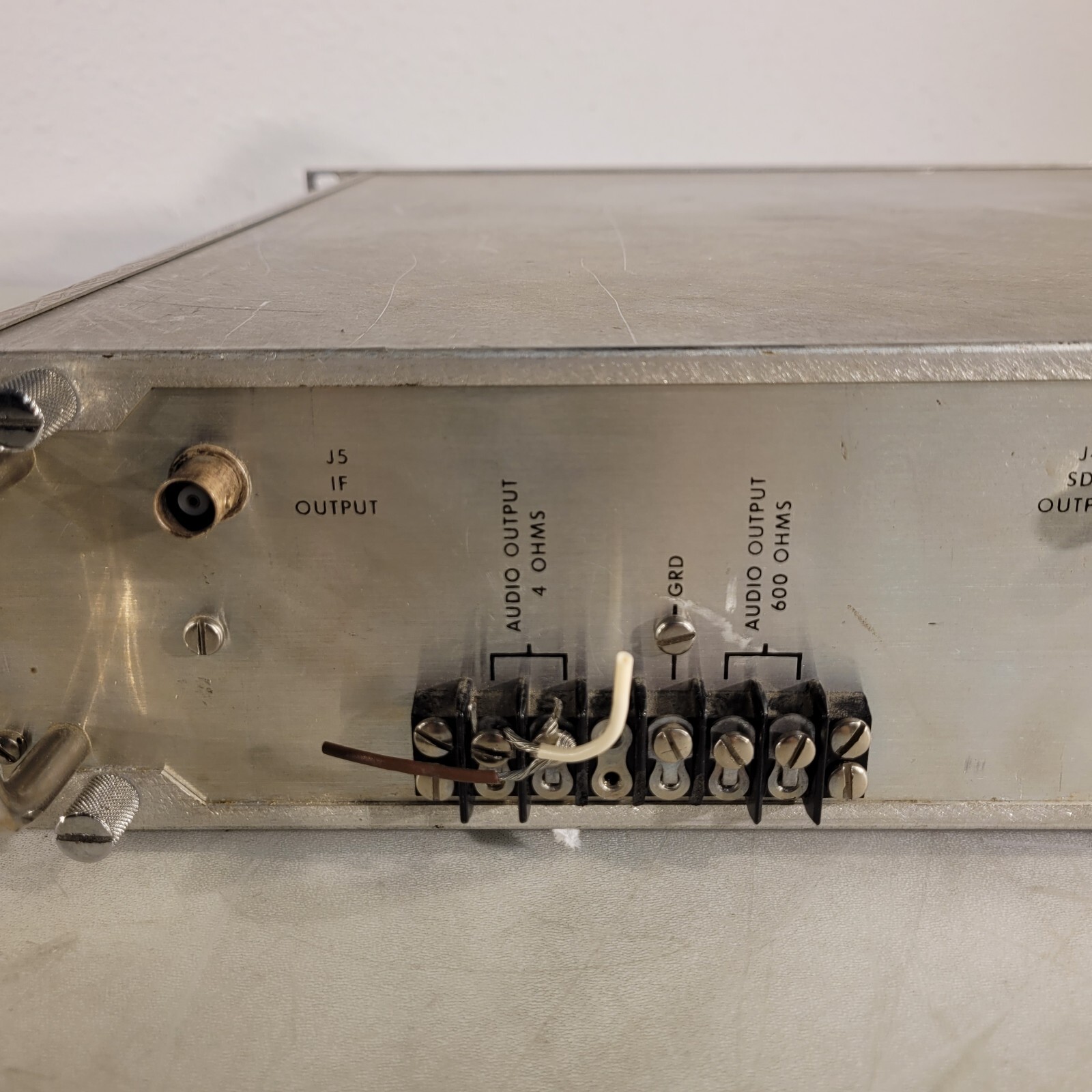 Astro Communication Labratory SR-202 VHF Receiver MC Tuner