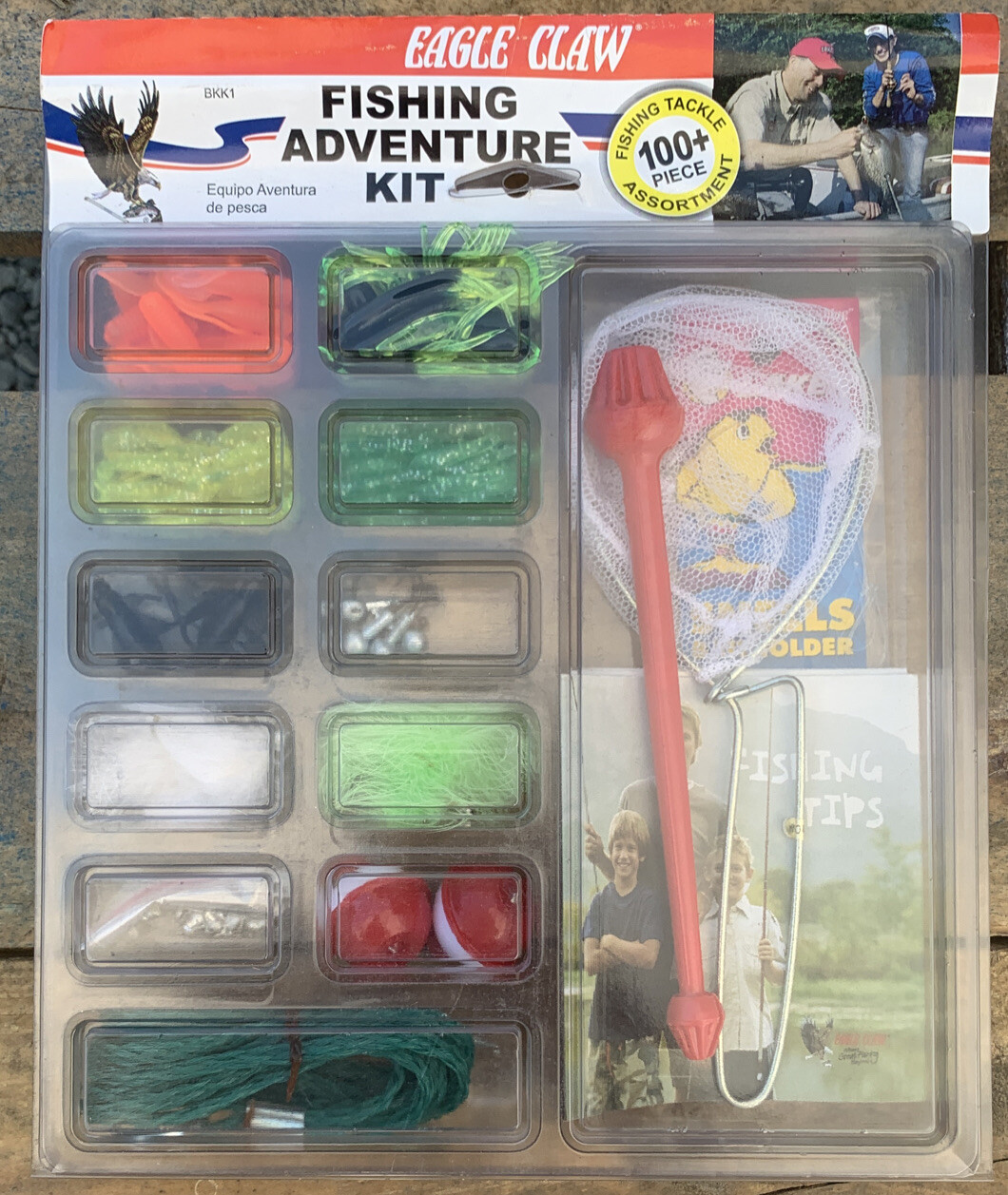 Eagle Claw Fishing Adventure Tackle Kit Bass Crappie Walleye Panfish