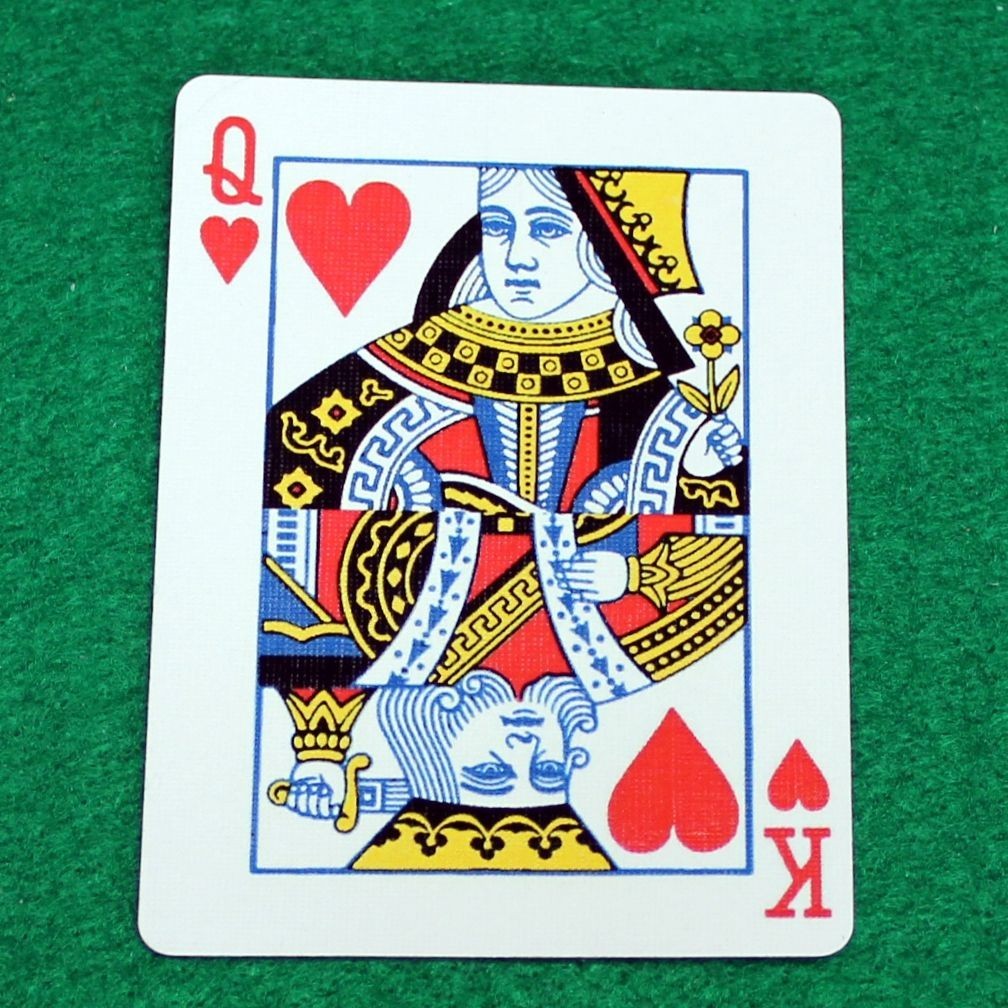 Queen of Hearts / King - Half Horizontal, Bicycle Printed Gaff Card, Blue