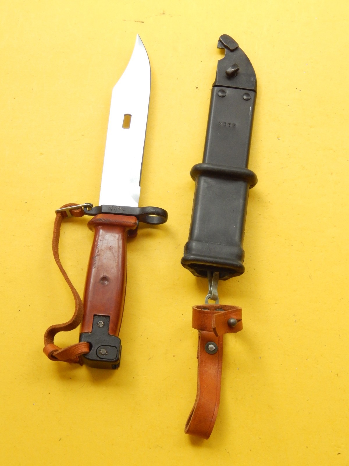 OLD Polish Wire Cutter BAYONET /SCABBARD
