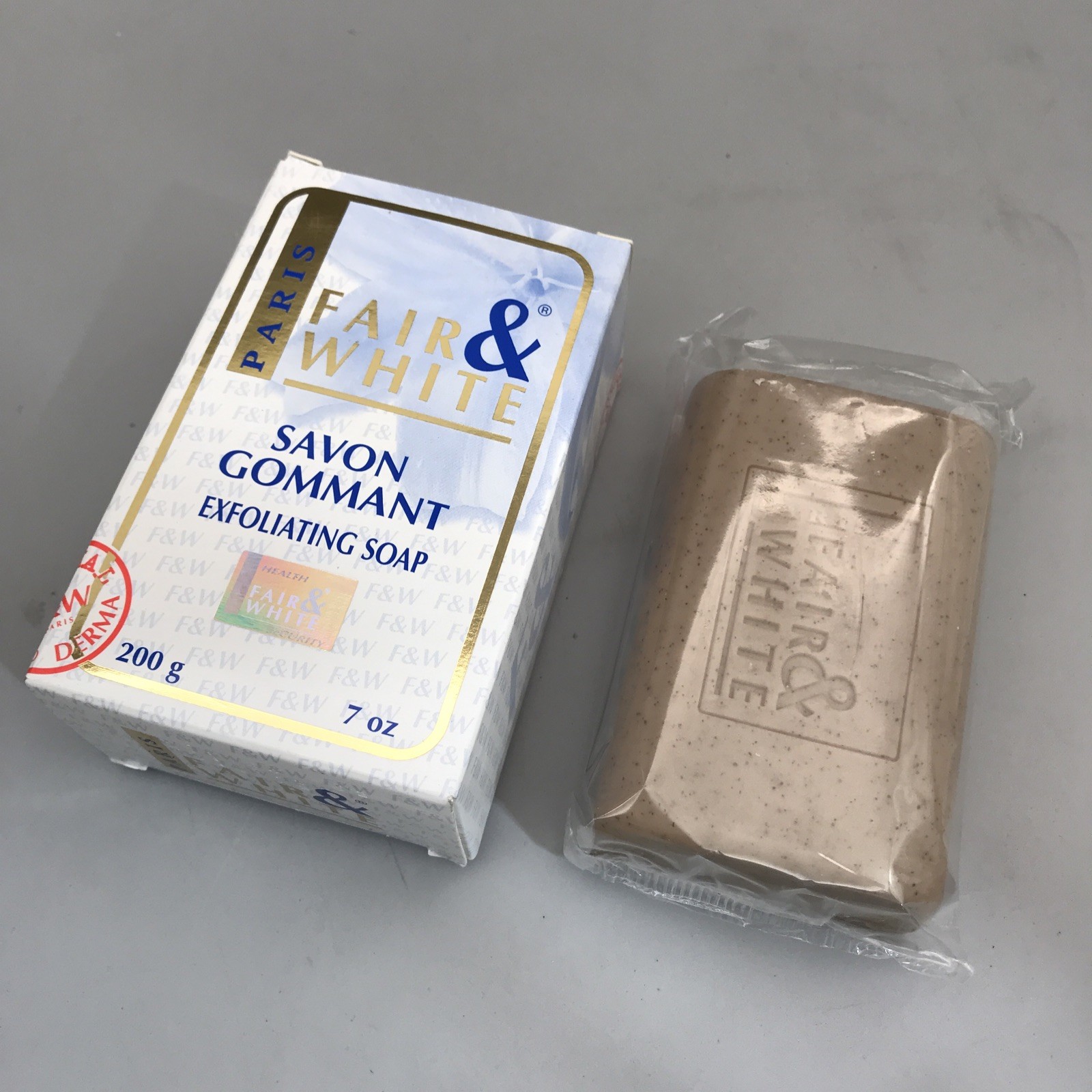 Fair and White Savon Gommant Exfoliating Skin Soap - 7oz Brand New