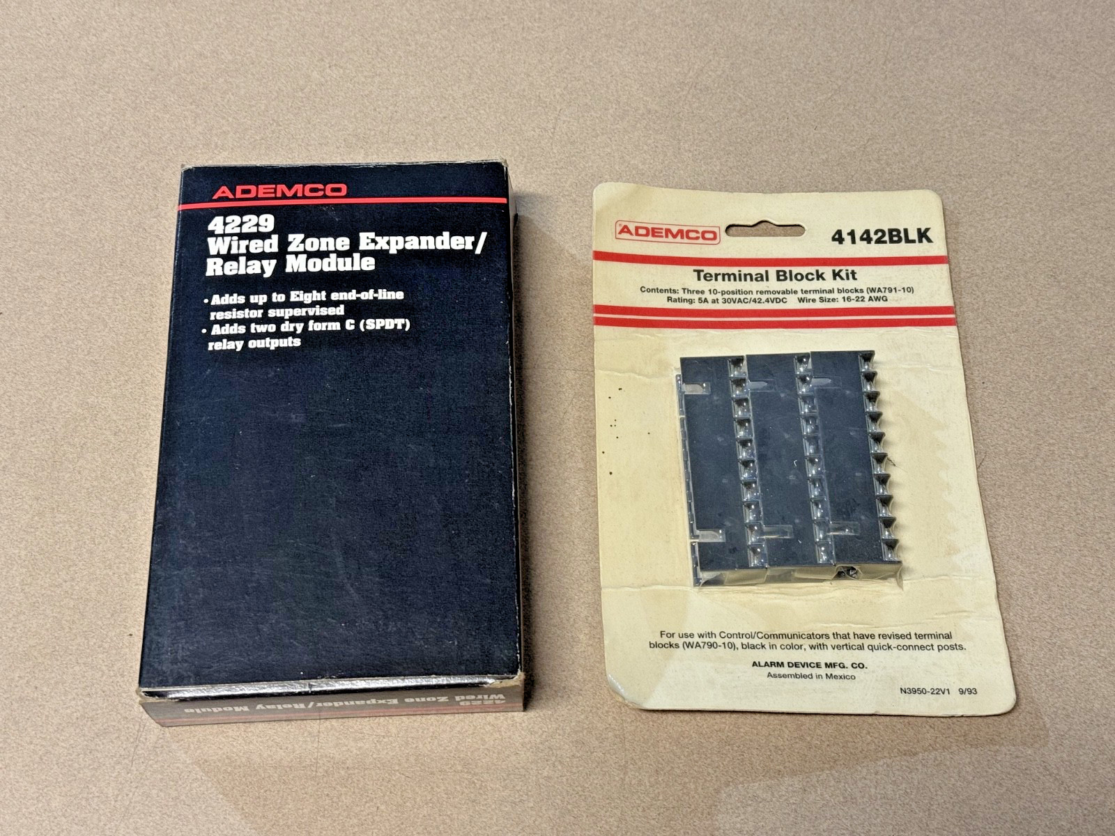 Ademco - 4229 - Wired Zone Expander/Relay Module - Terminal Block Kit - NEW