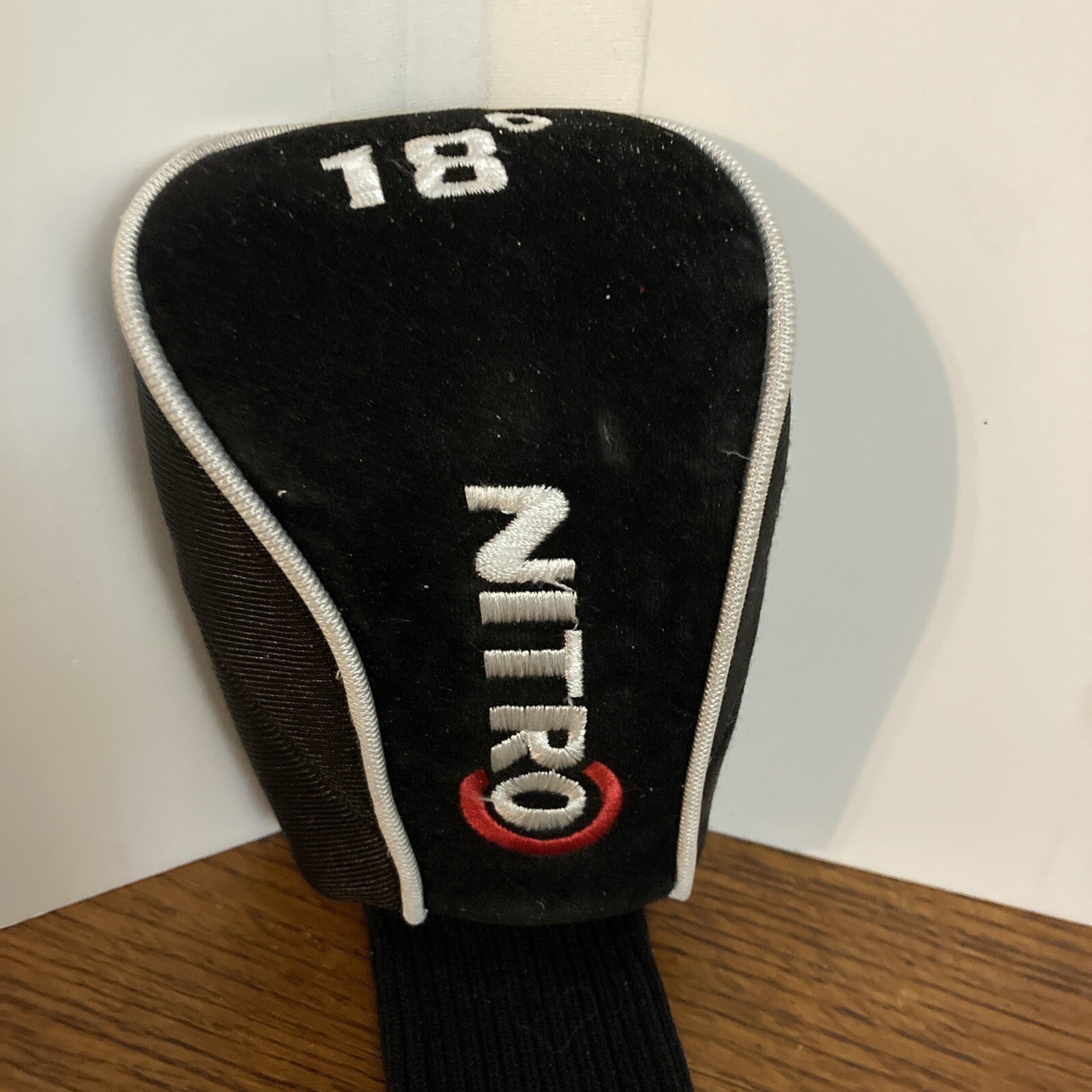 Nitro 18* Head Cover Perfect Condition