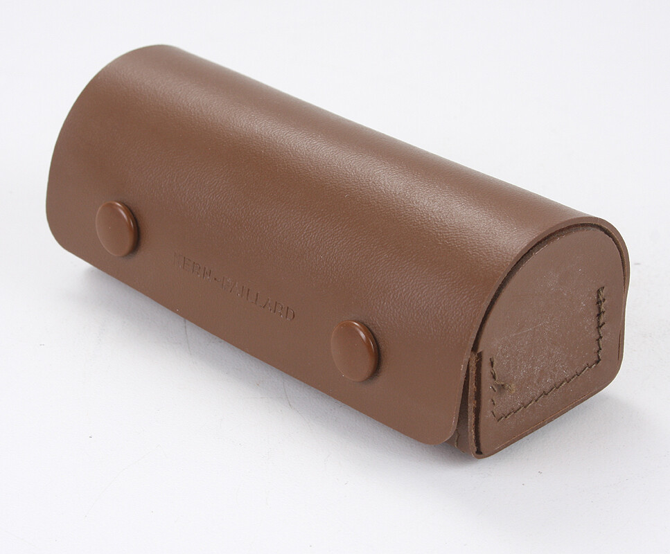 KERN CASE FOR LENS, ROUGHLY 113MM X 40MM DIAMETER/180022
