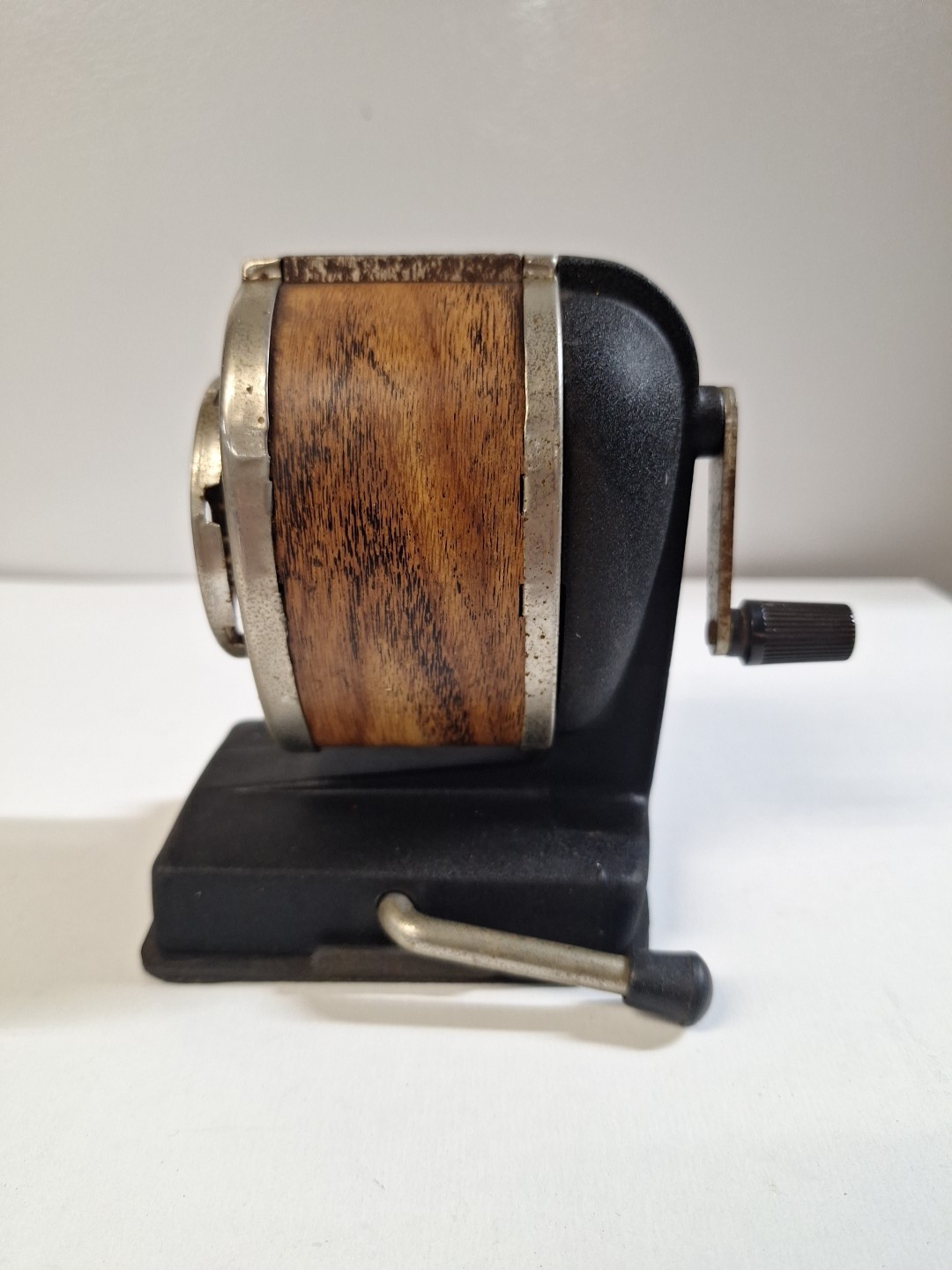 Vintage Boston Metal w/Wood Look Pencil Sharpener  w/Vacuum Mount 8 Hole