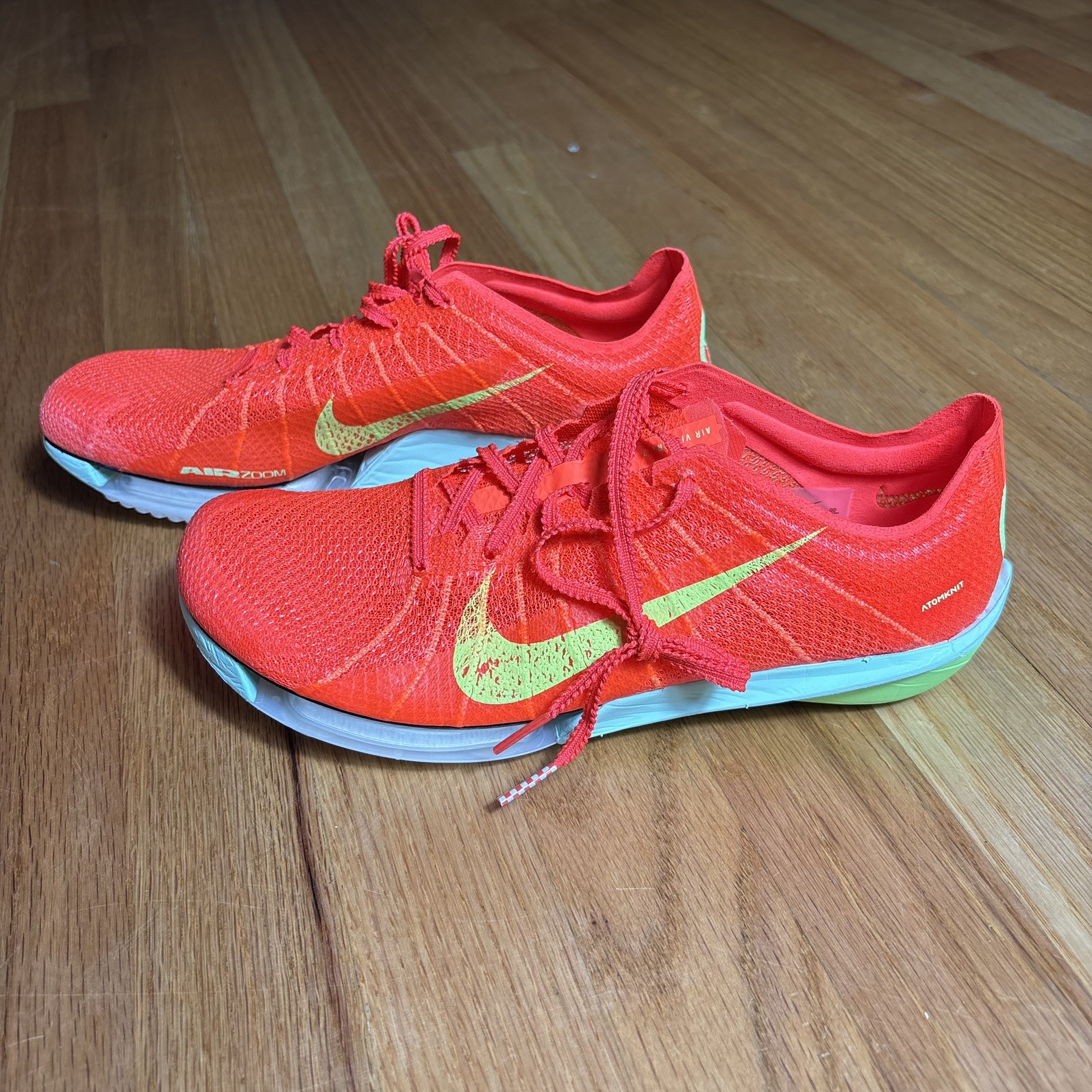 Nike Men's Size 8 Air Zoom Victory 2 Bright Crimson Washed Coral FD8411 600