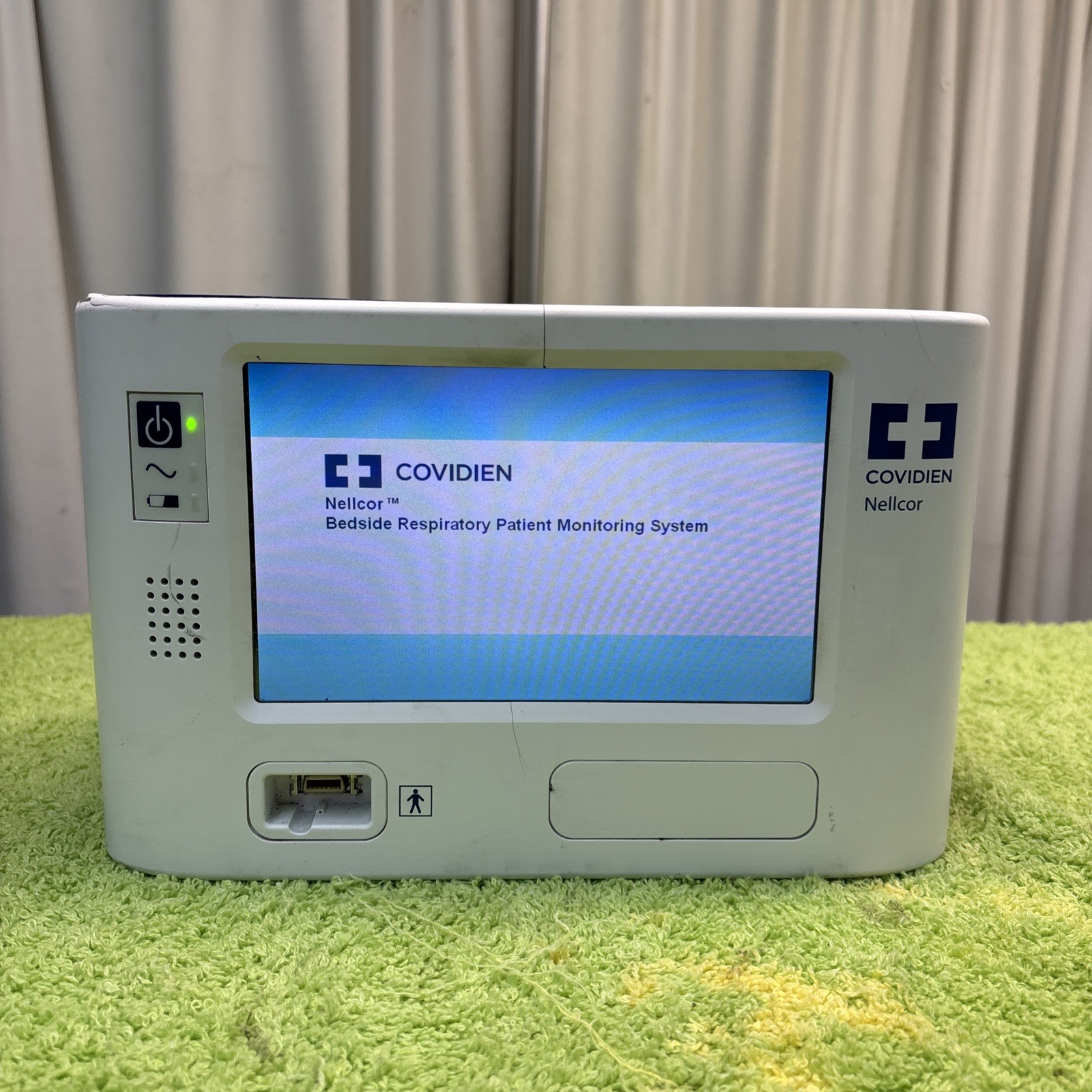 Covidien Nellcor PM100N Portable Respiratory Patient Monitor working battery