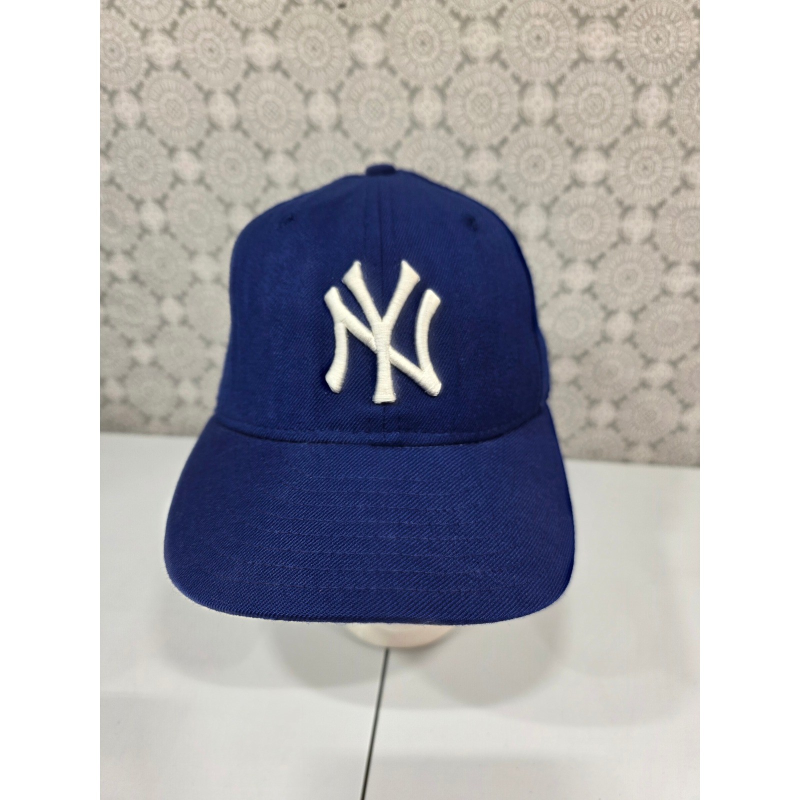 New Era New York Yankees MLB Baseball Cap Royal Blue White NY Logo Fitted READ