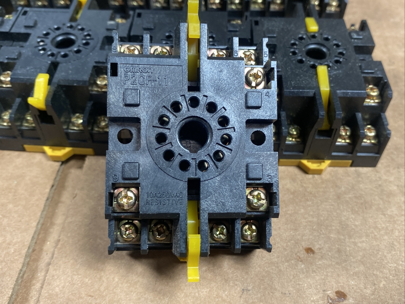 NEW LOT (9) Omron P2CF-11 Connecting Socket Relay Timer Socket 10A 250 11-pin