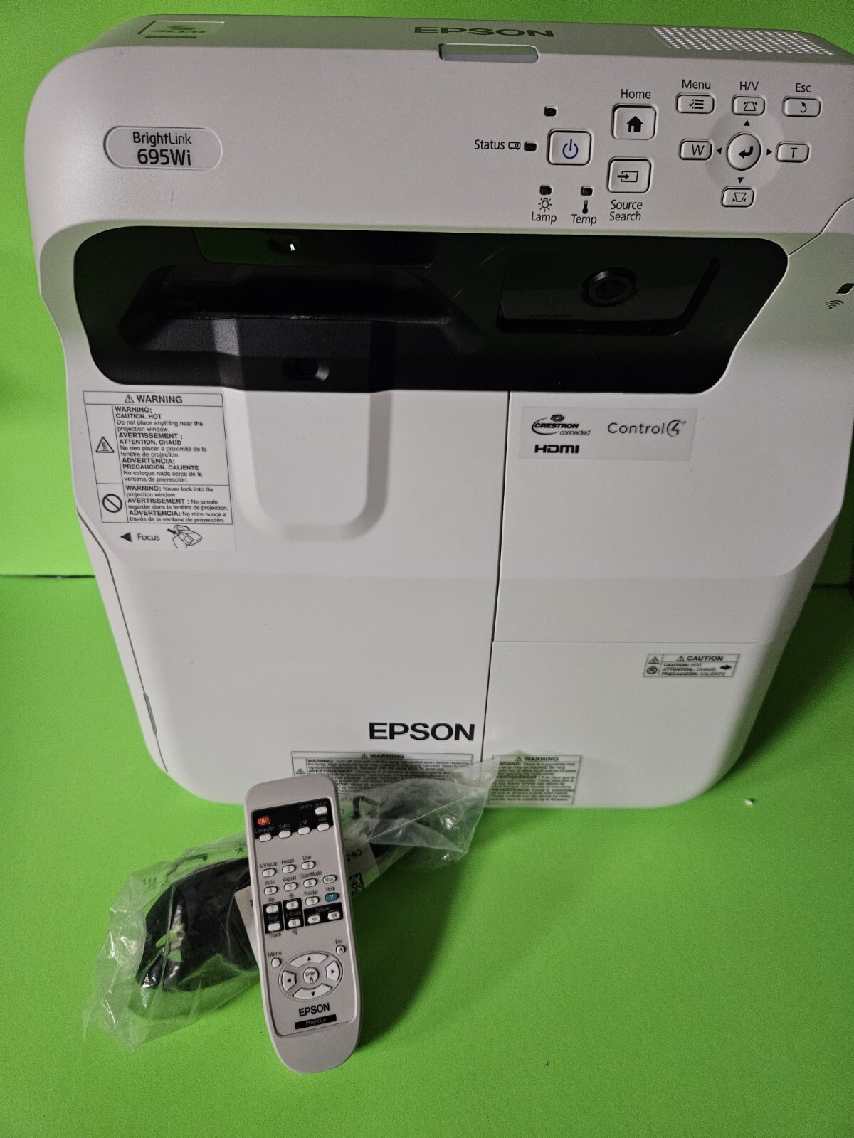 Sewing    Epson BrightLink 695Wi H740A 3LCD  Projector   Ultra Short w new lamp