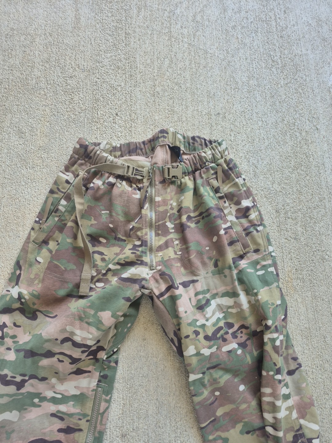 NWOT MASSIF Elements Free LWOL Multi-Cam TROUSER MEDIUM SHORT