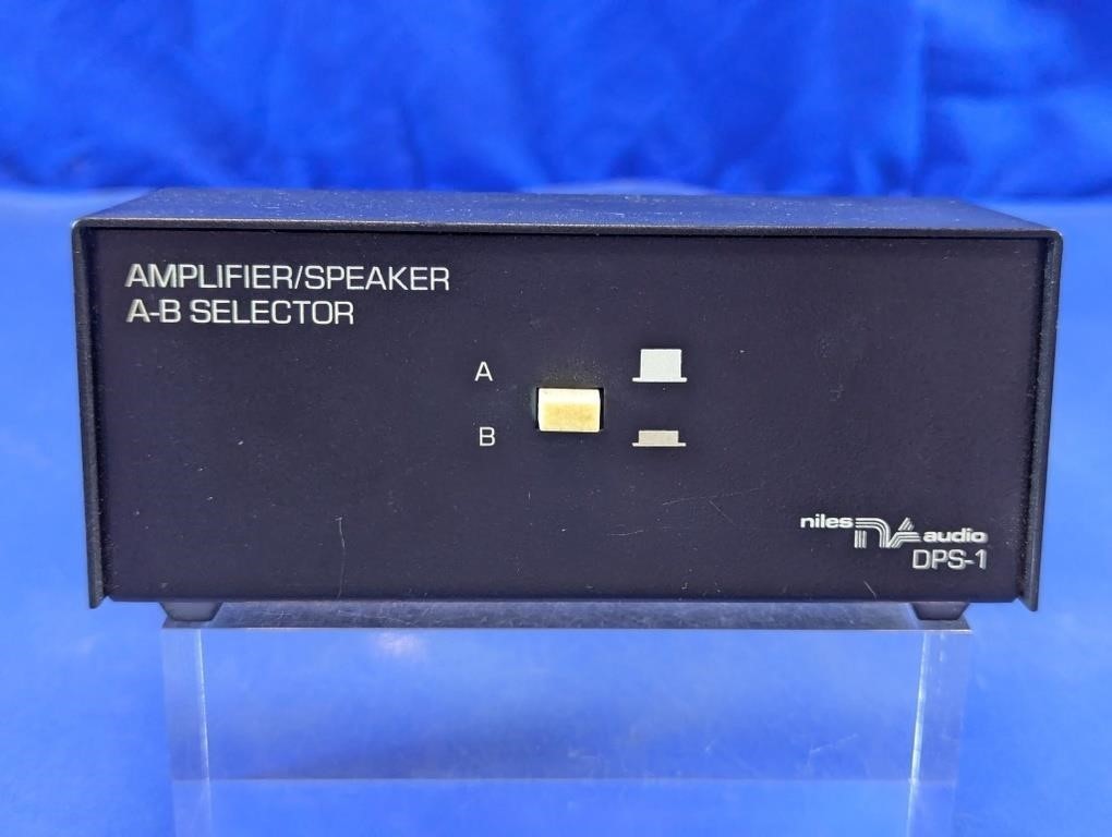 Niles DPS-1 Manual Speaker/Amplifier A-B Audio Selector Switch (Un-Tested)