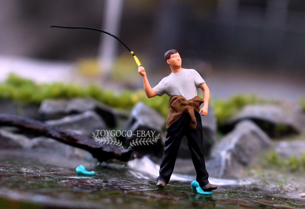 DIORAMA 1/64 Fishing Enthusiast  Action Excited Angler Casting Rod for Lakeside