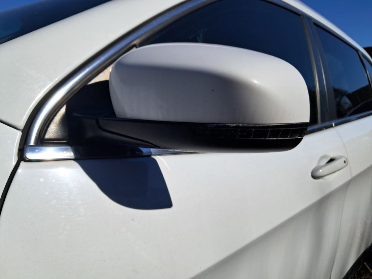 CHEROKEE 2019 Glove Box 4858463