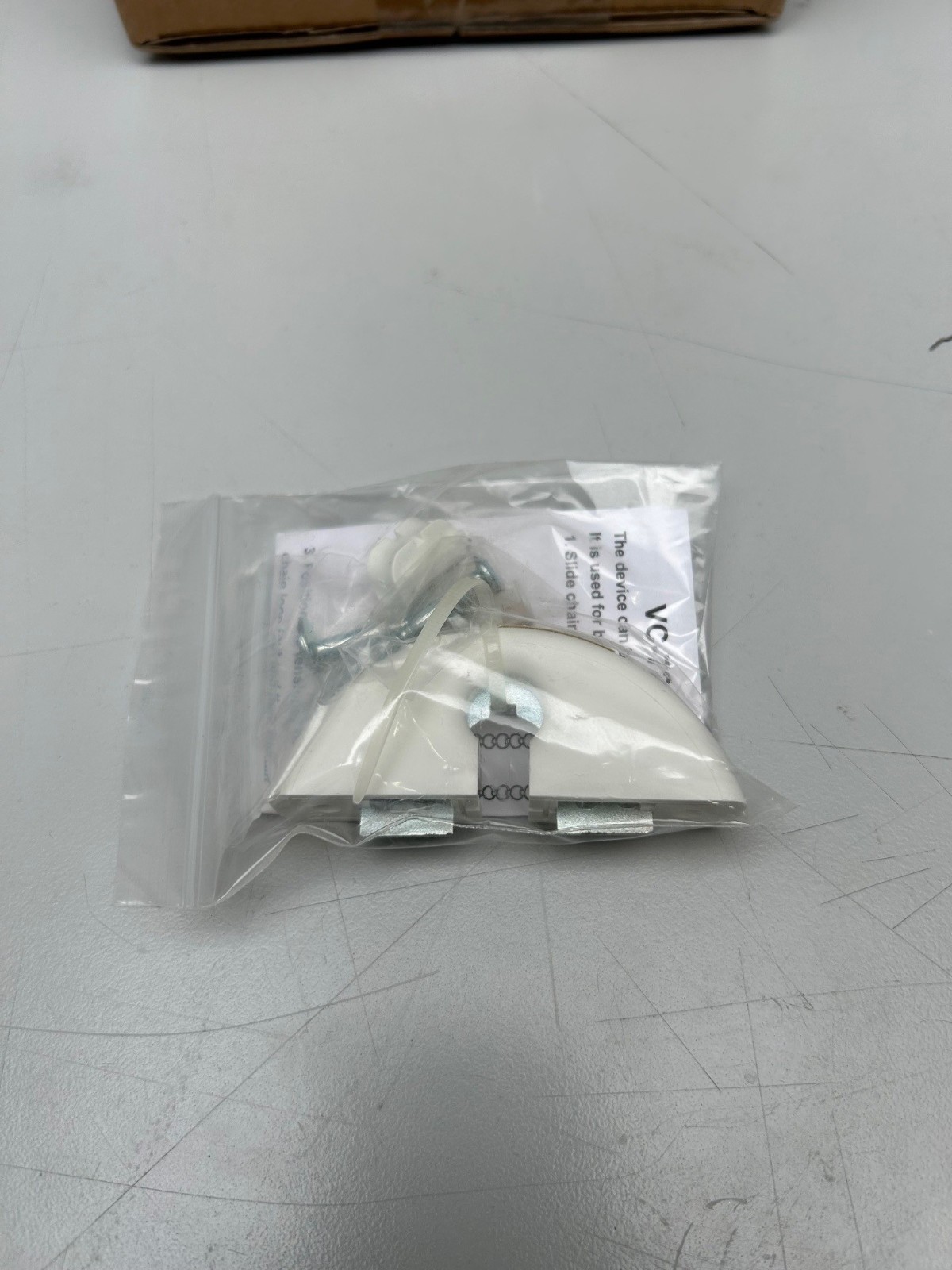 Case of 25 – ZMC VC-721 Universal Locking Tensioner – White