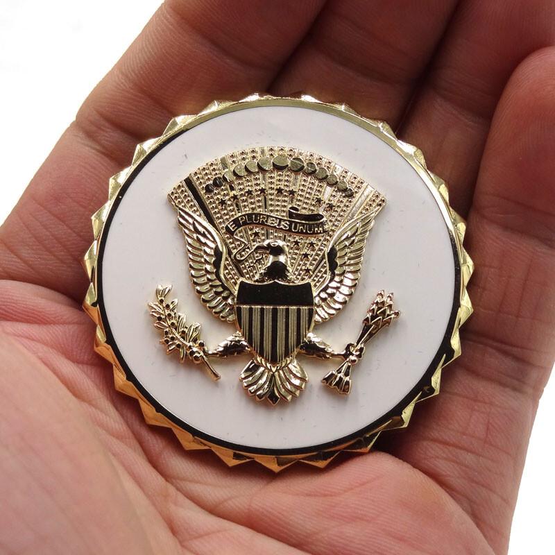U.S. VICE PRESIDENTIAL SERVICE BADGE PIN BADGE OF THE UNIFORM SERVICES
