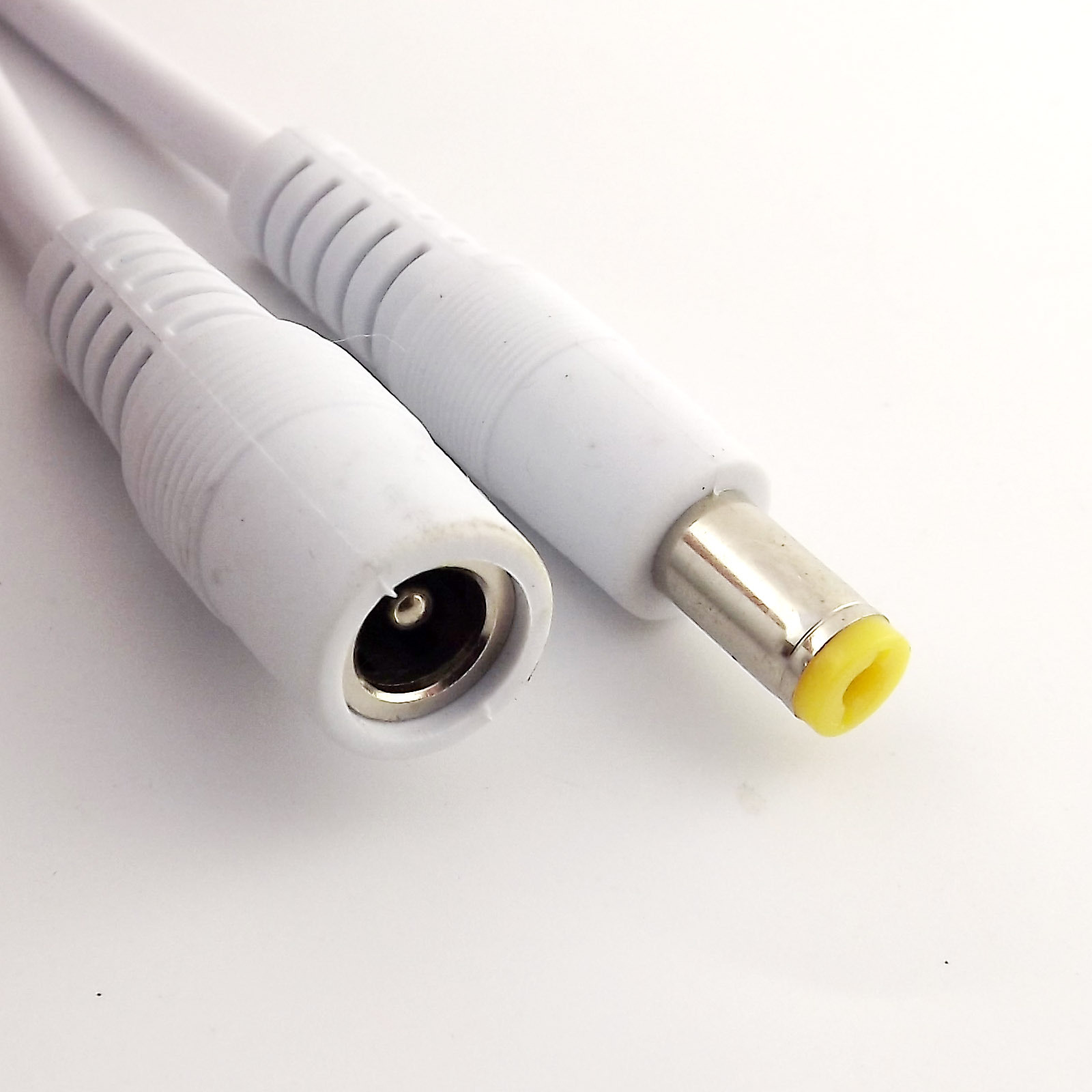 White 1.5m/5ft 5.5 x 2.1mm Male to Female CCTV DC Power Adapter Extension Cable