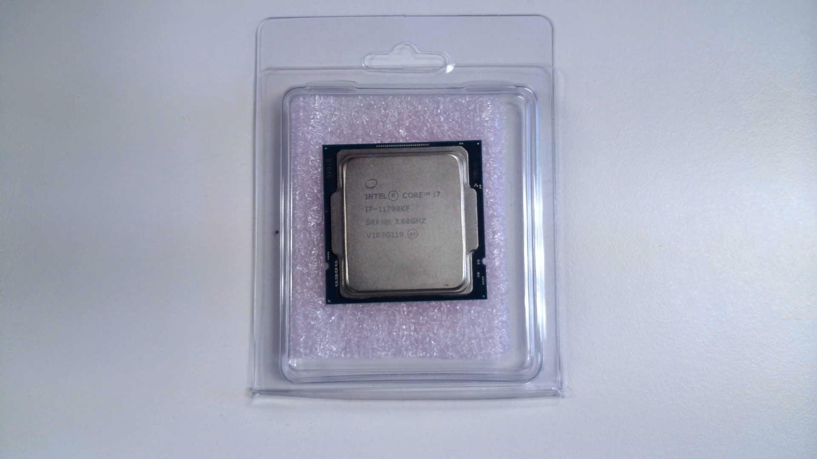 Intel Core i7-11700KF - 3.6 GHz Octa-Core SRKNN Processor CPU
